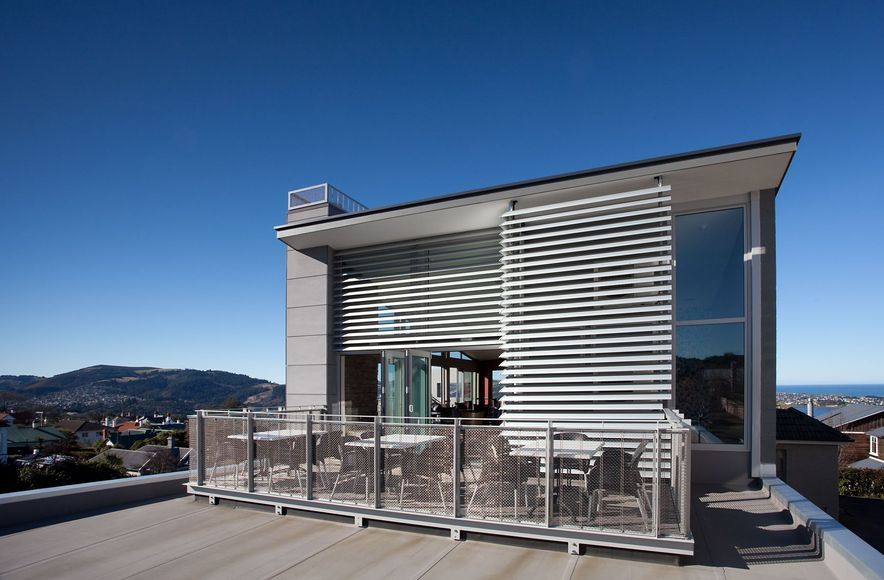 Luna Bar, Dunedin