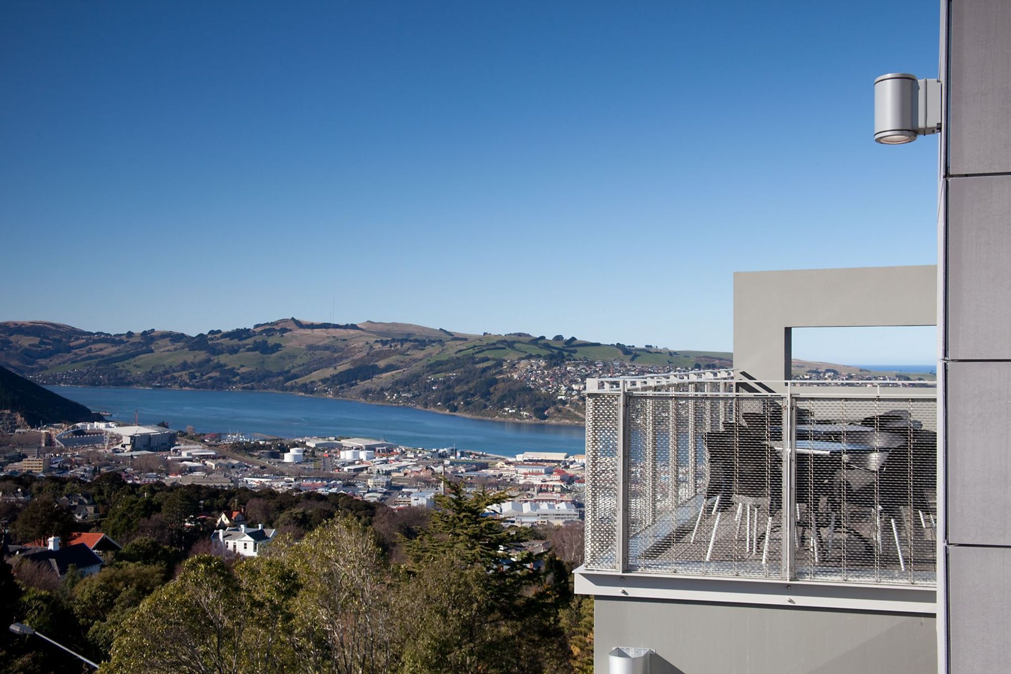 Luna Bar, Dunedin