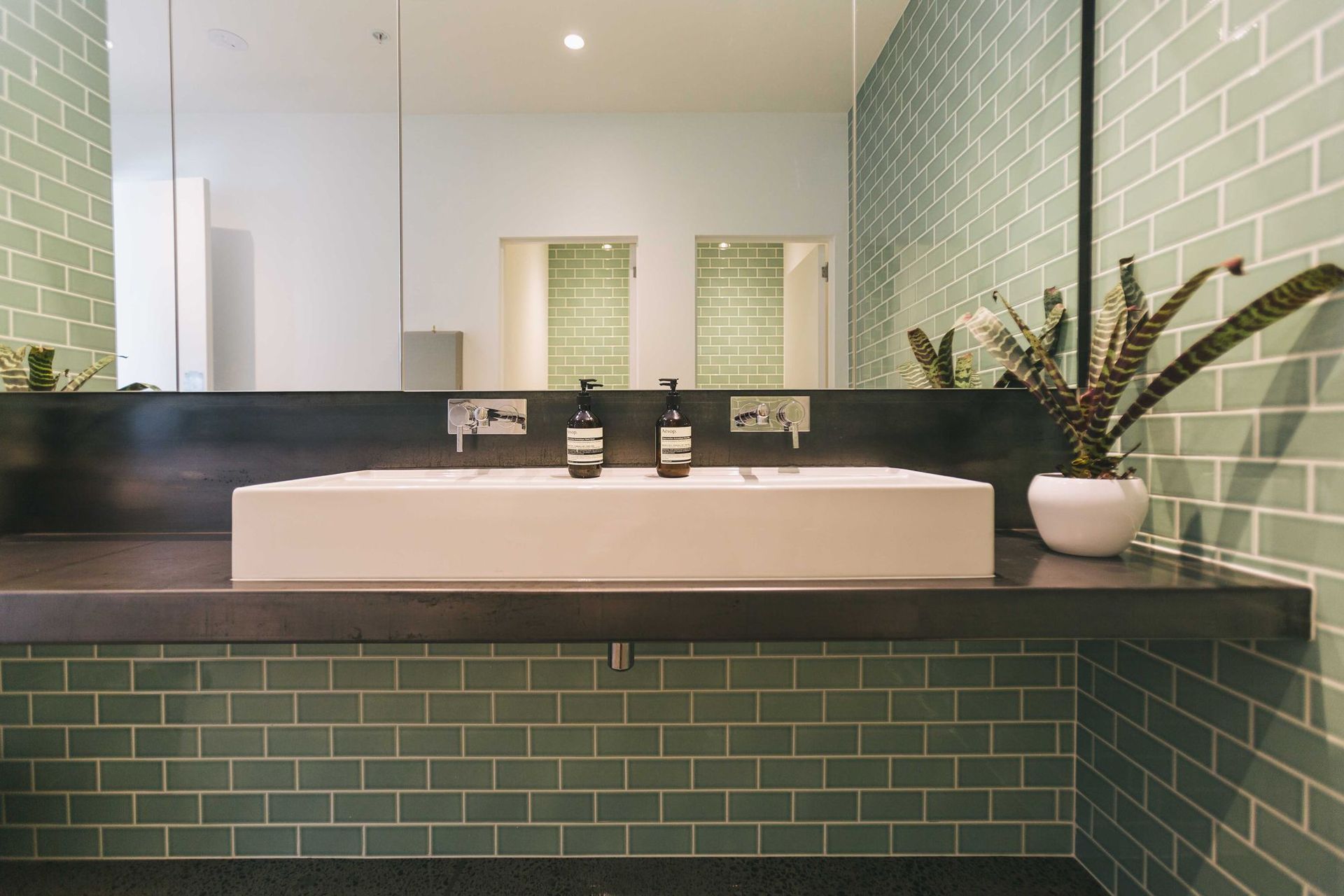 YEALANDS HEAD OFFICE