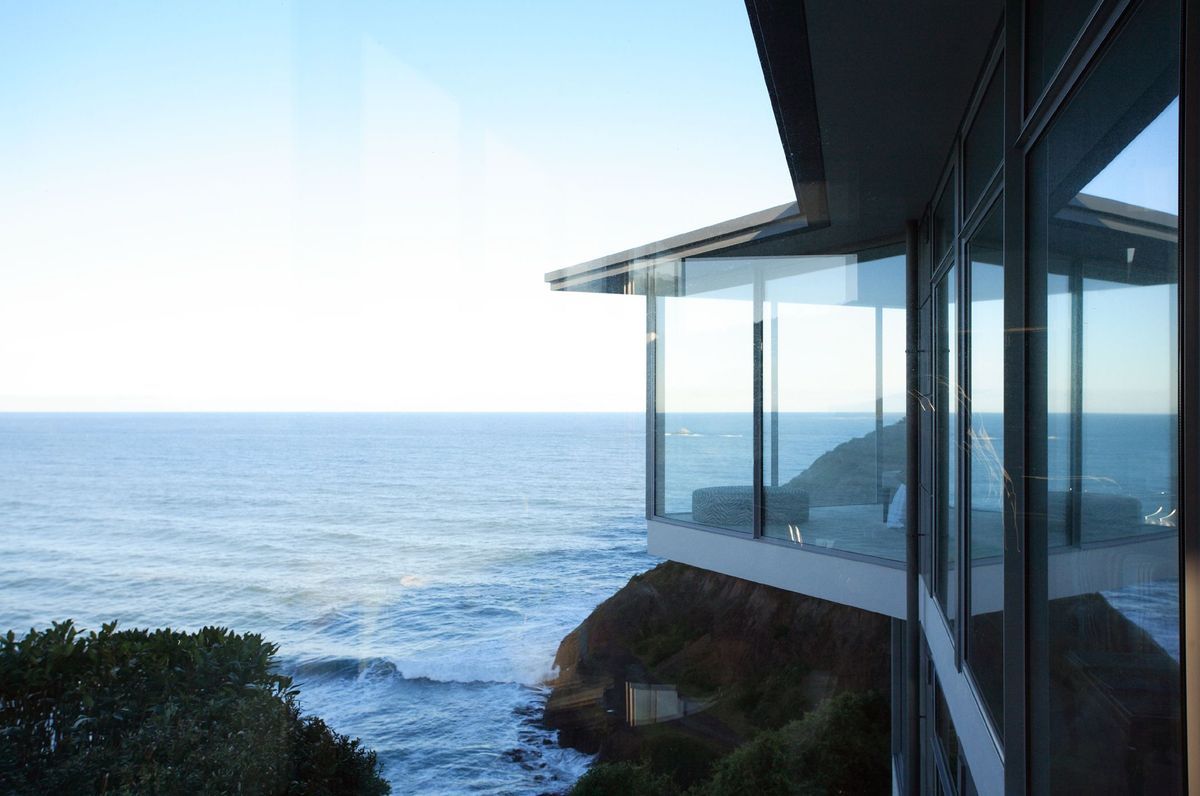 Cliffs Road House