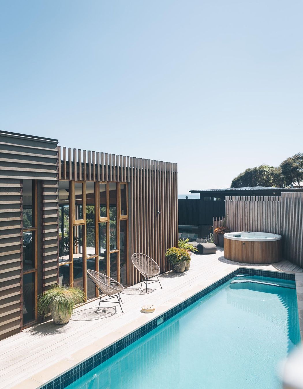 TIRI VIEW HOUSE