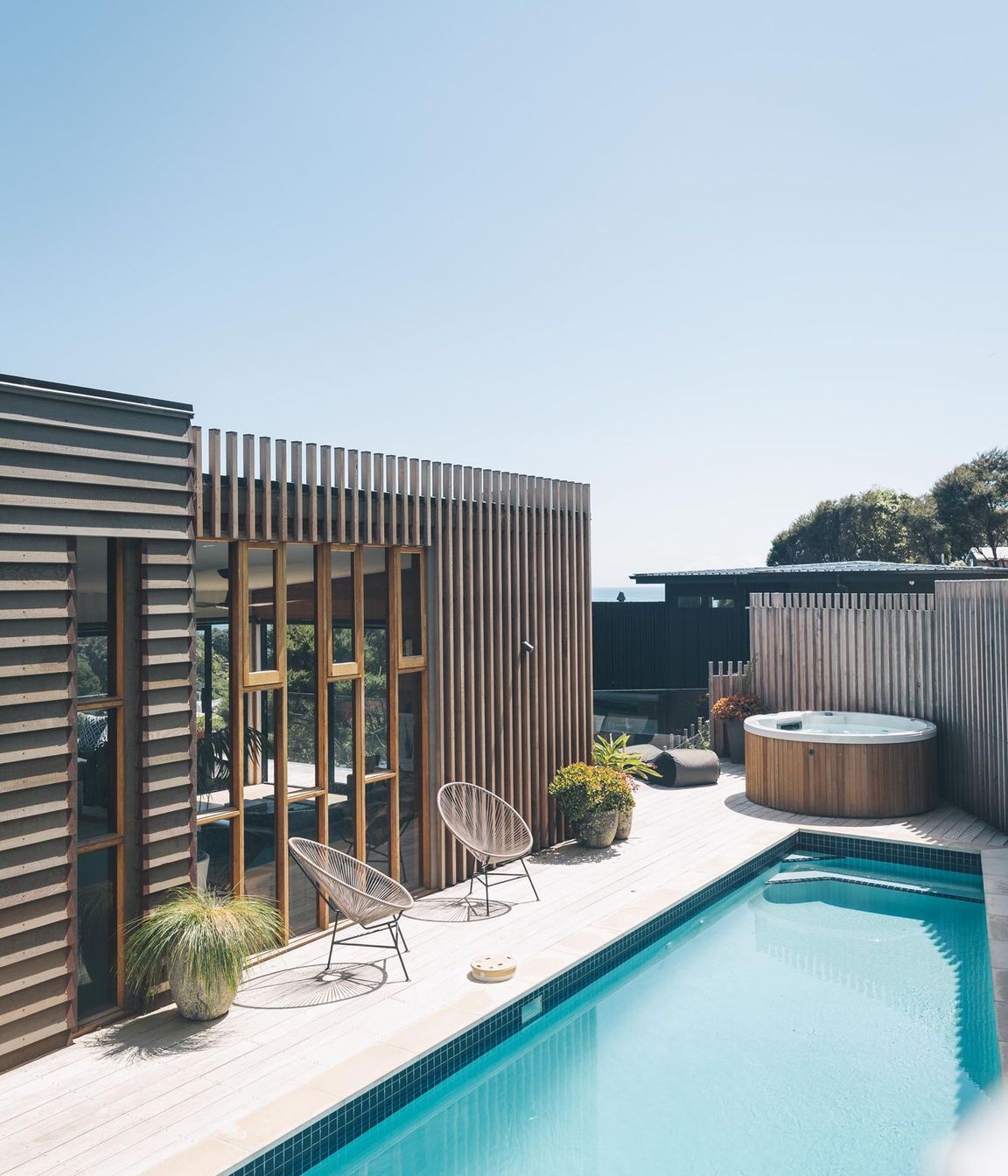 TIRI VIEW HOUSE
