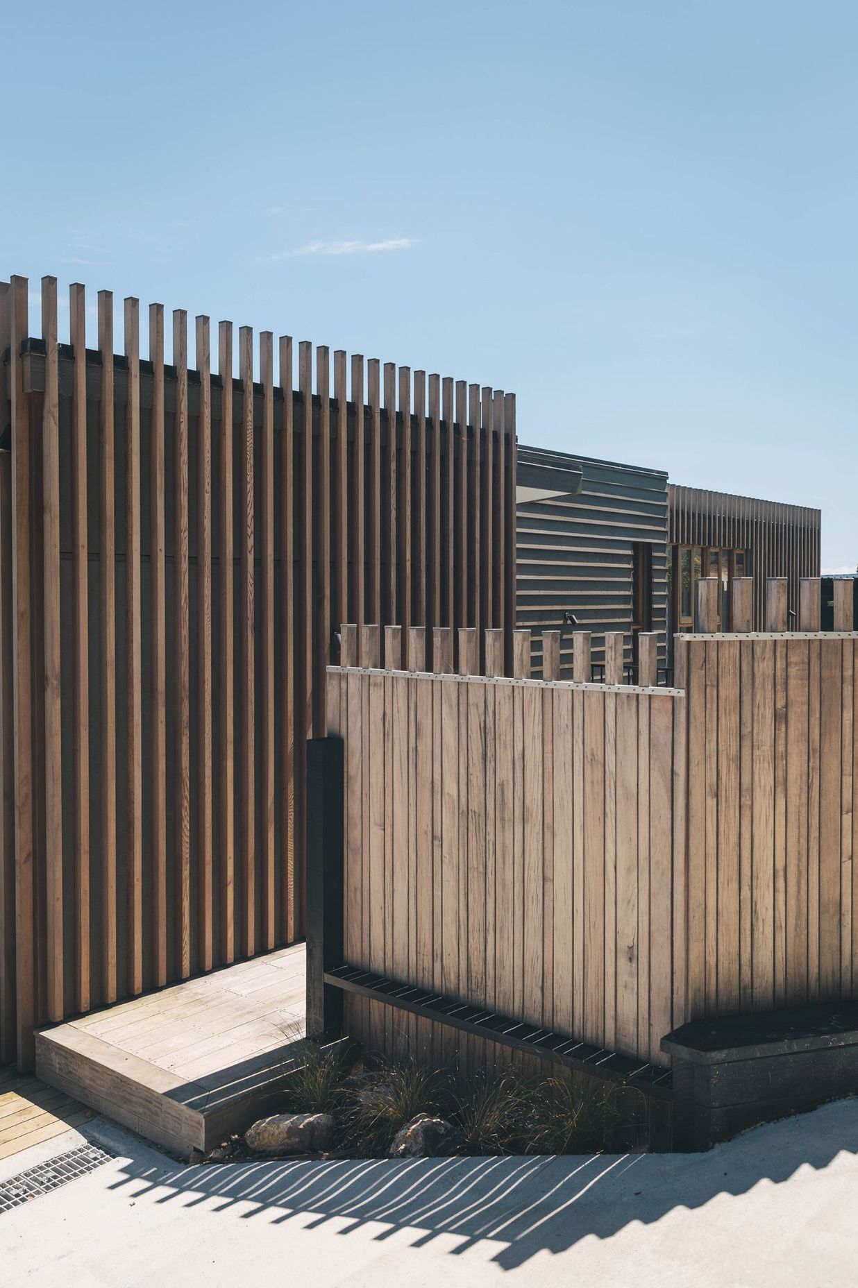 TIRI VIEW HOUSE