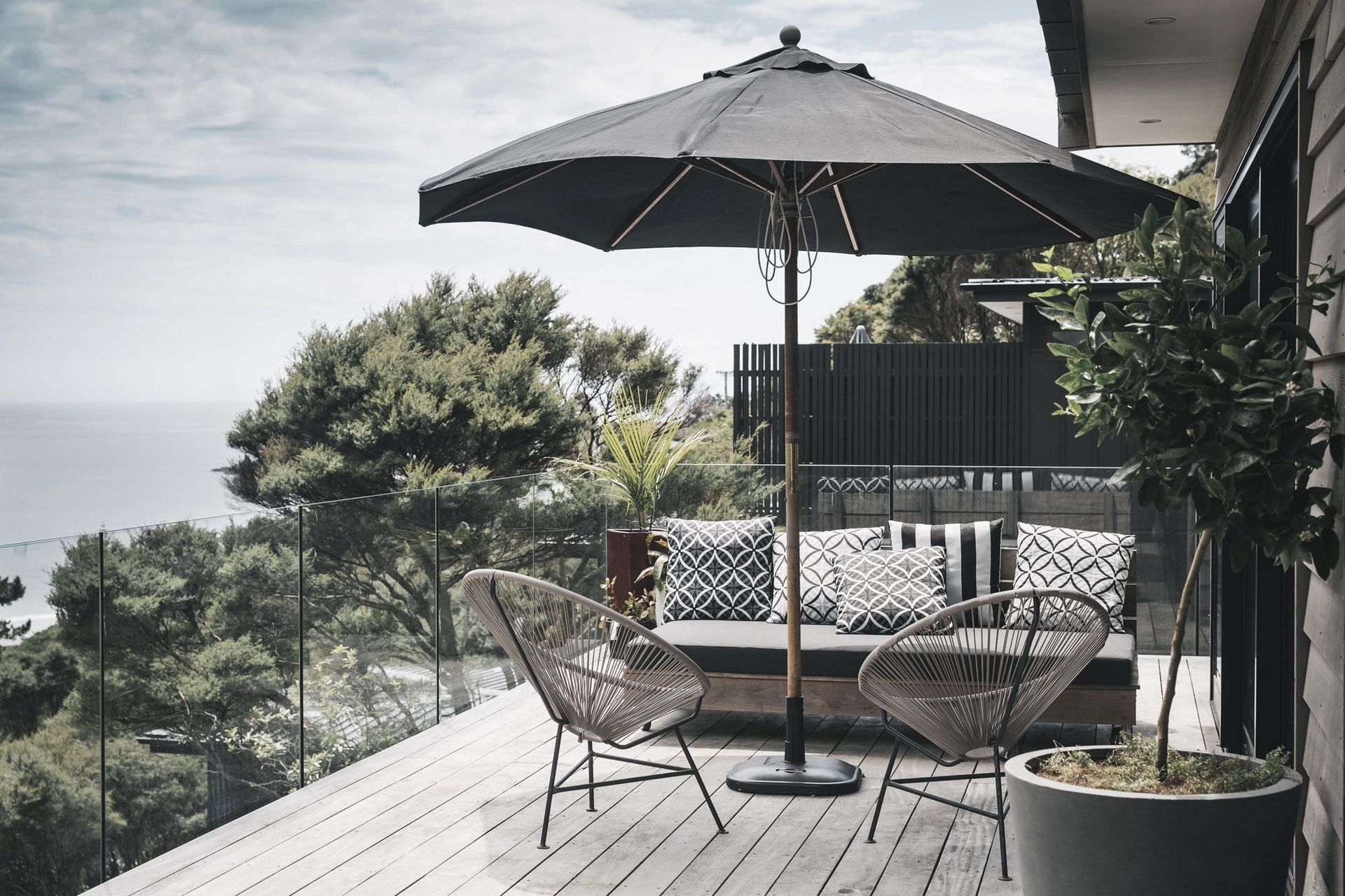 TIRI VIEW HOUSE