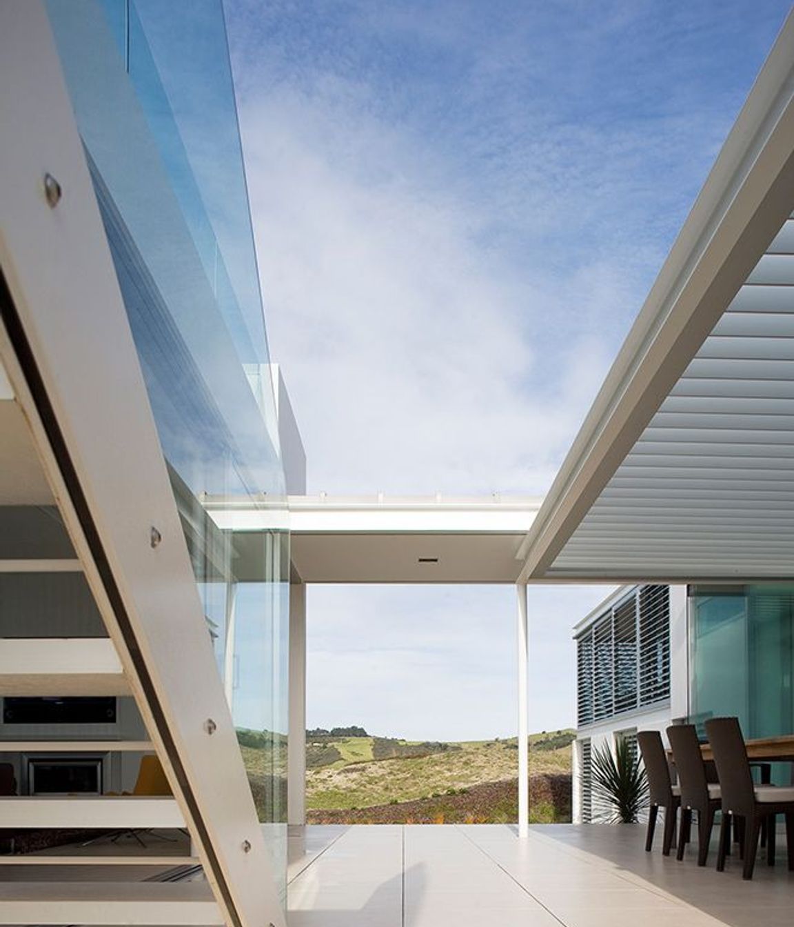 INANGA HOUSE