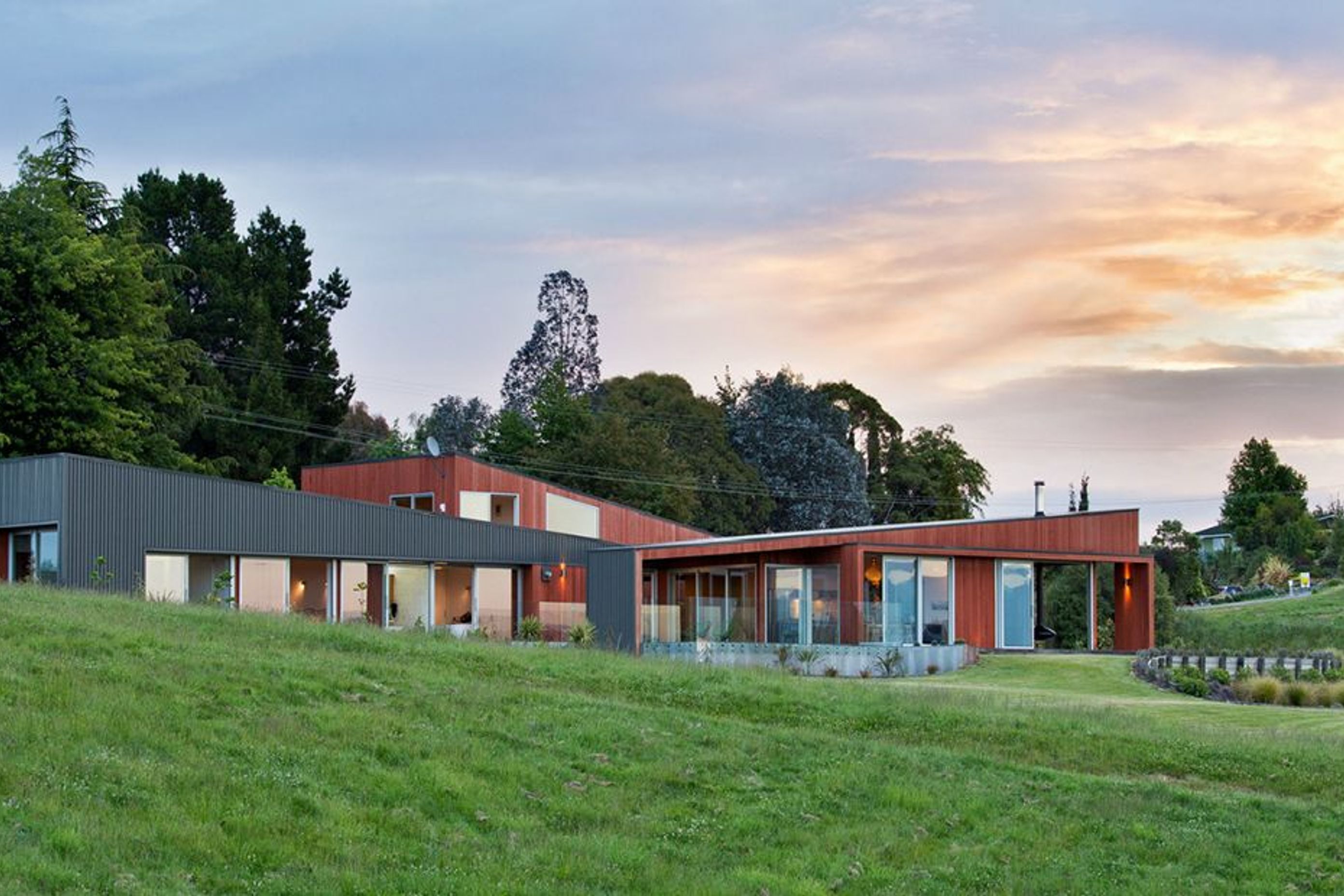 BRONTE ROAD HOUSE
