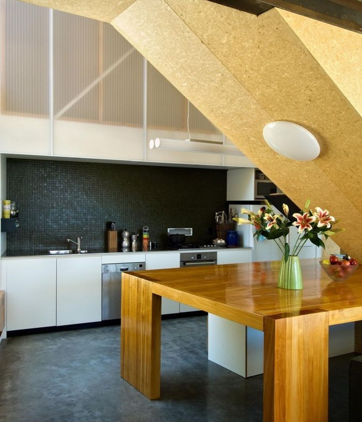 DRIFT BAY HOUSE