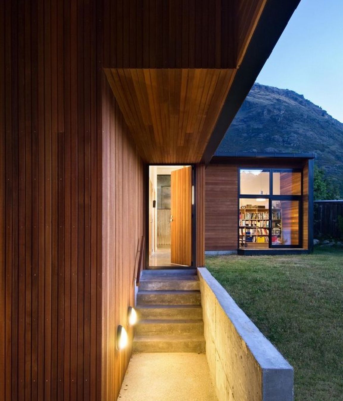 DRIFT BAY HOUSE