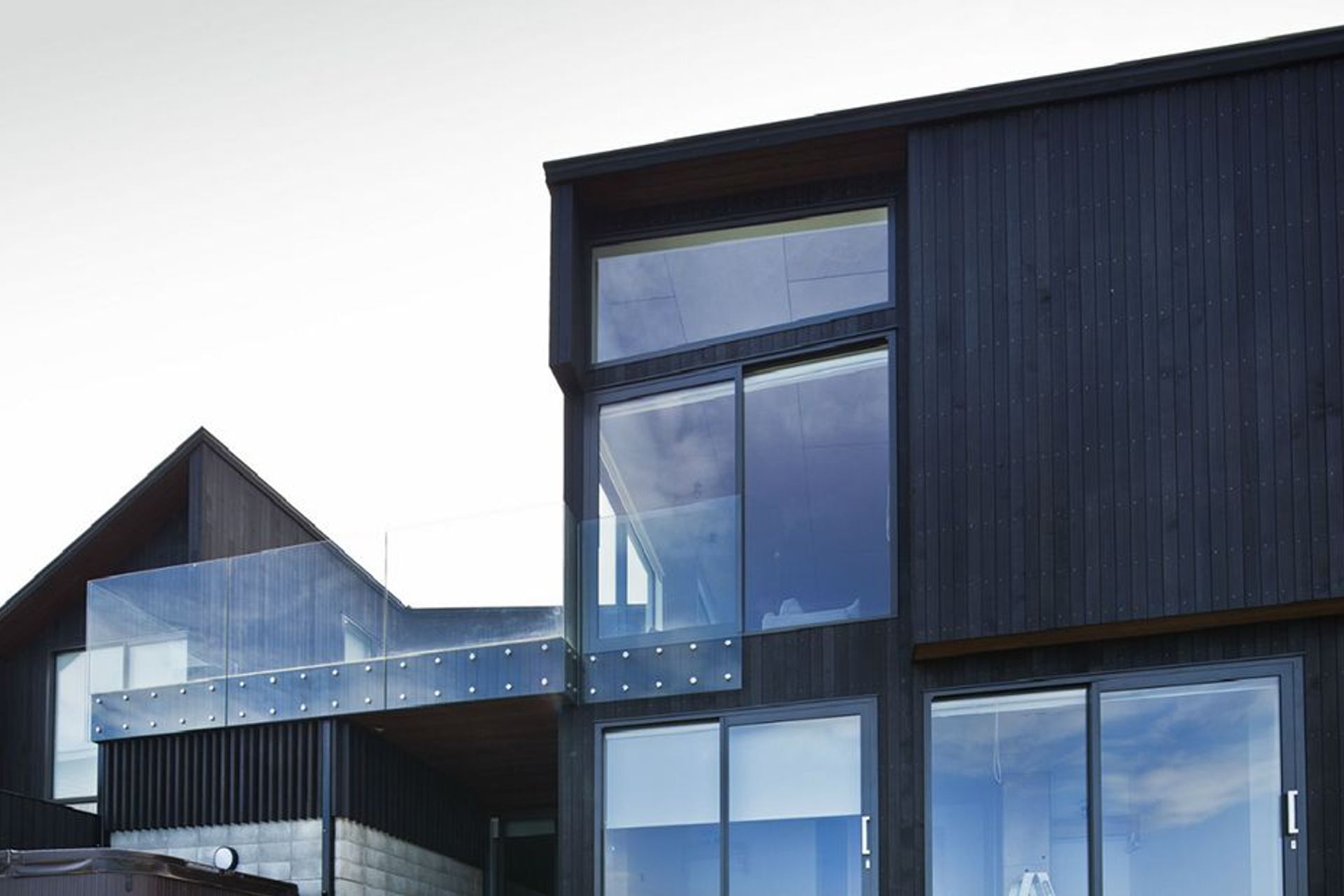 HAULASHORE ISLAND HO