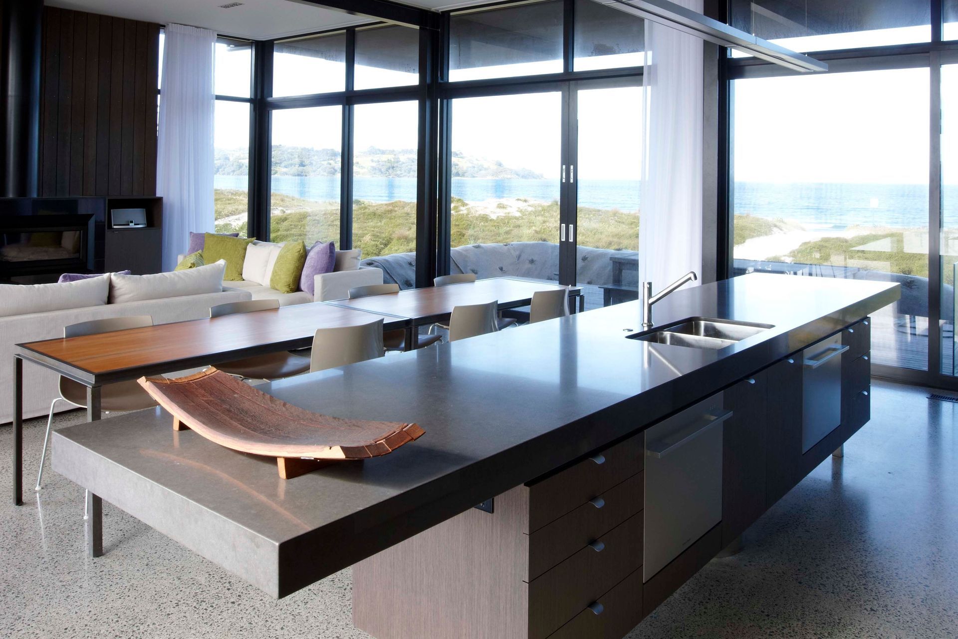 Omaha Beach Residential Fit out