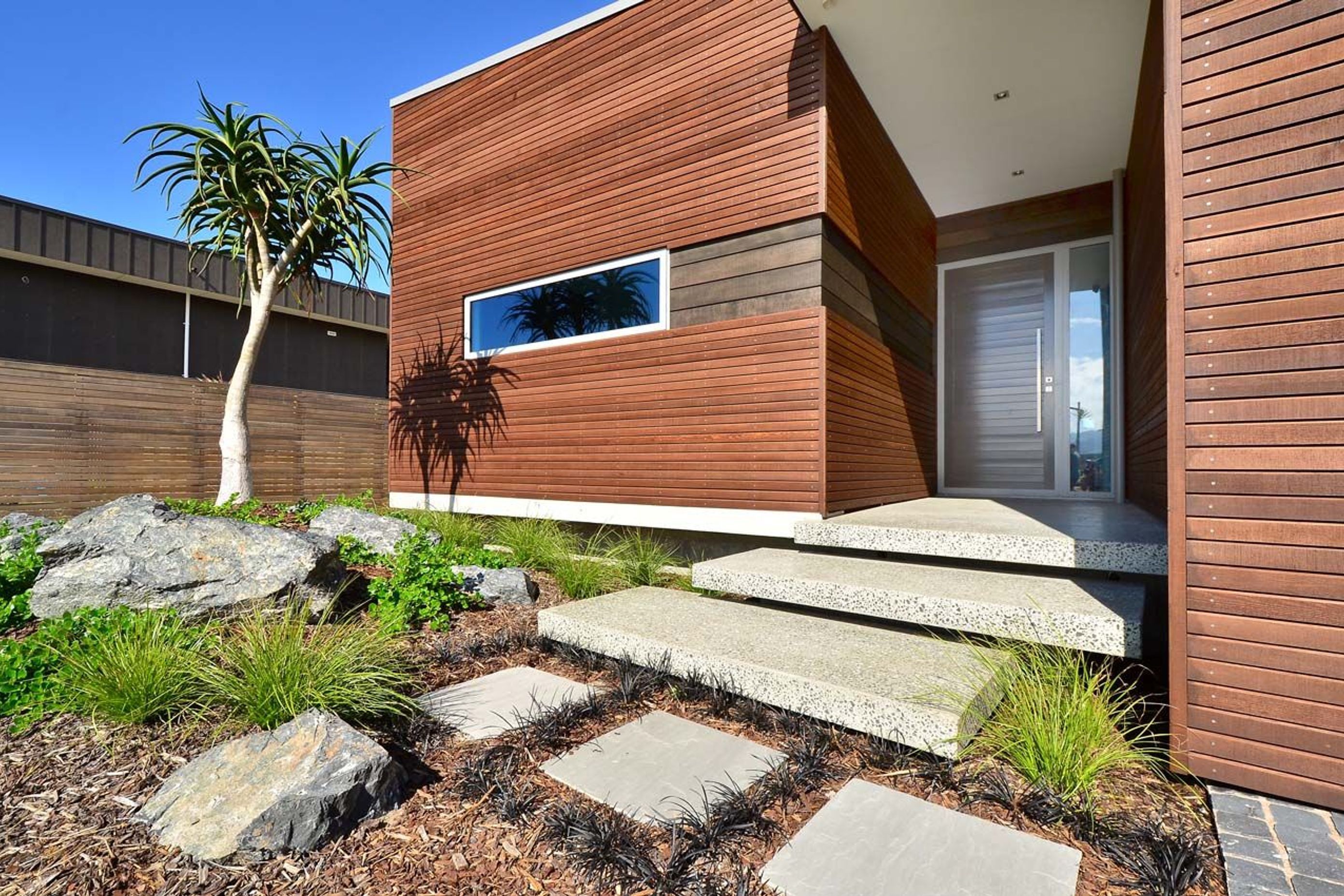 Omaha House