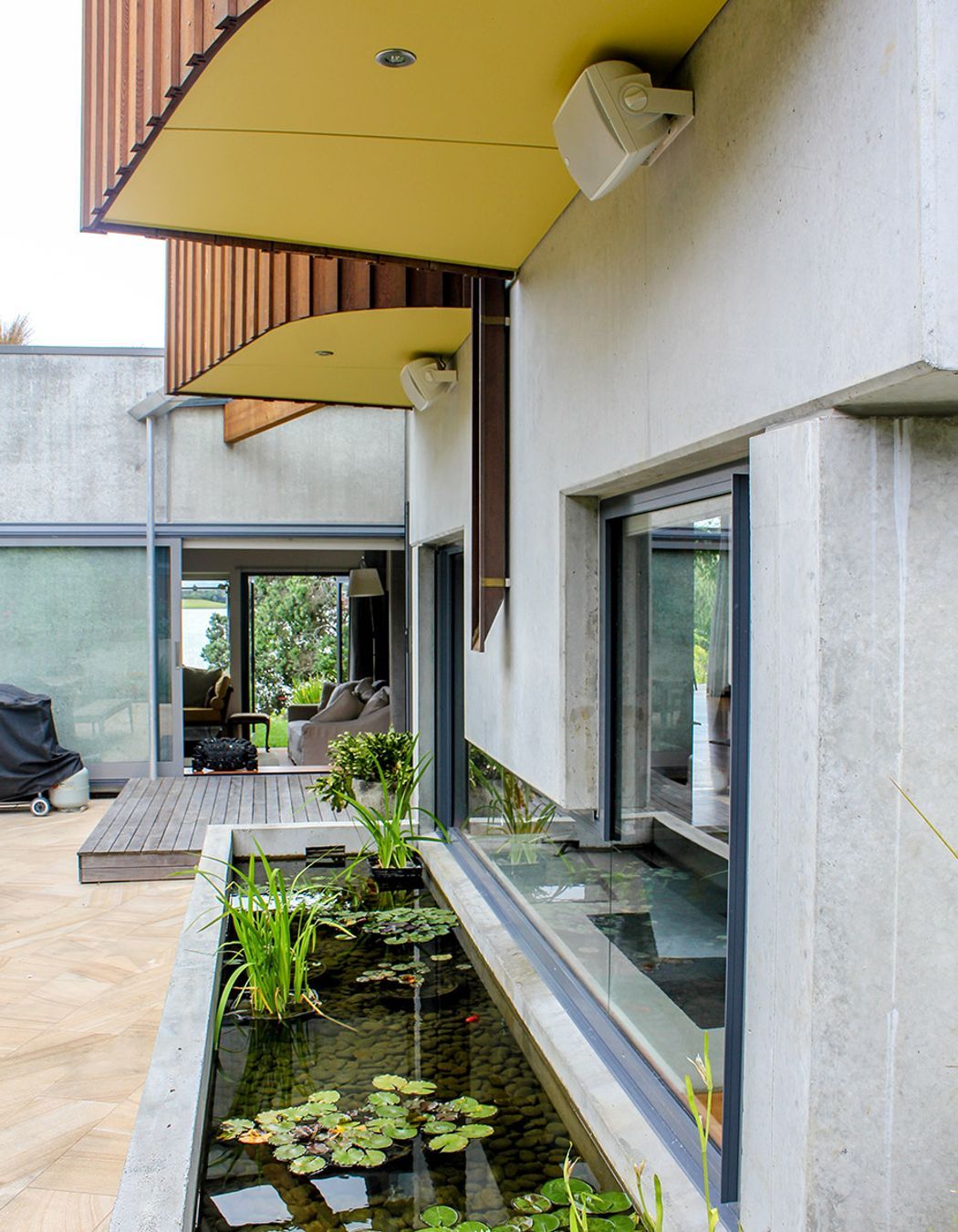 Lake Pupuke House, Mitchell & Stout Architects