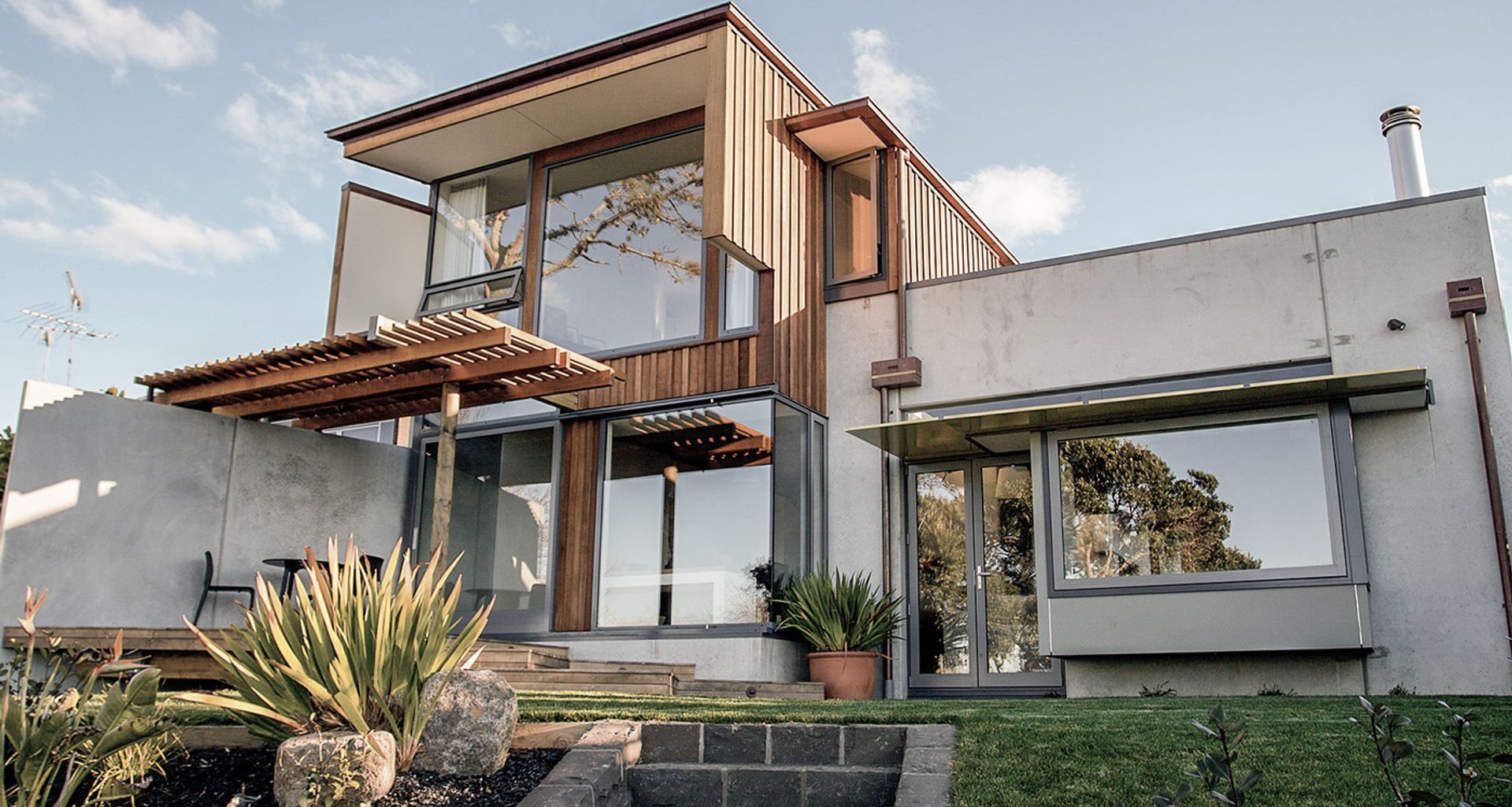 Lake Pupuke House, Mitchell & Stout Architects banner