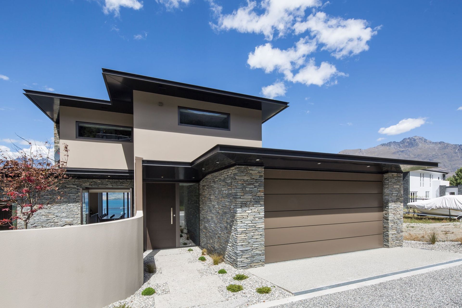 Lake Wakatipu House