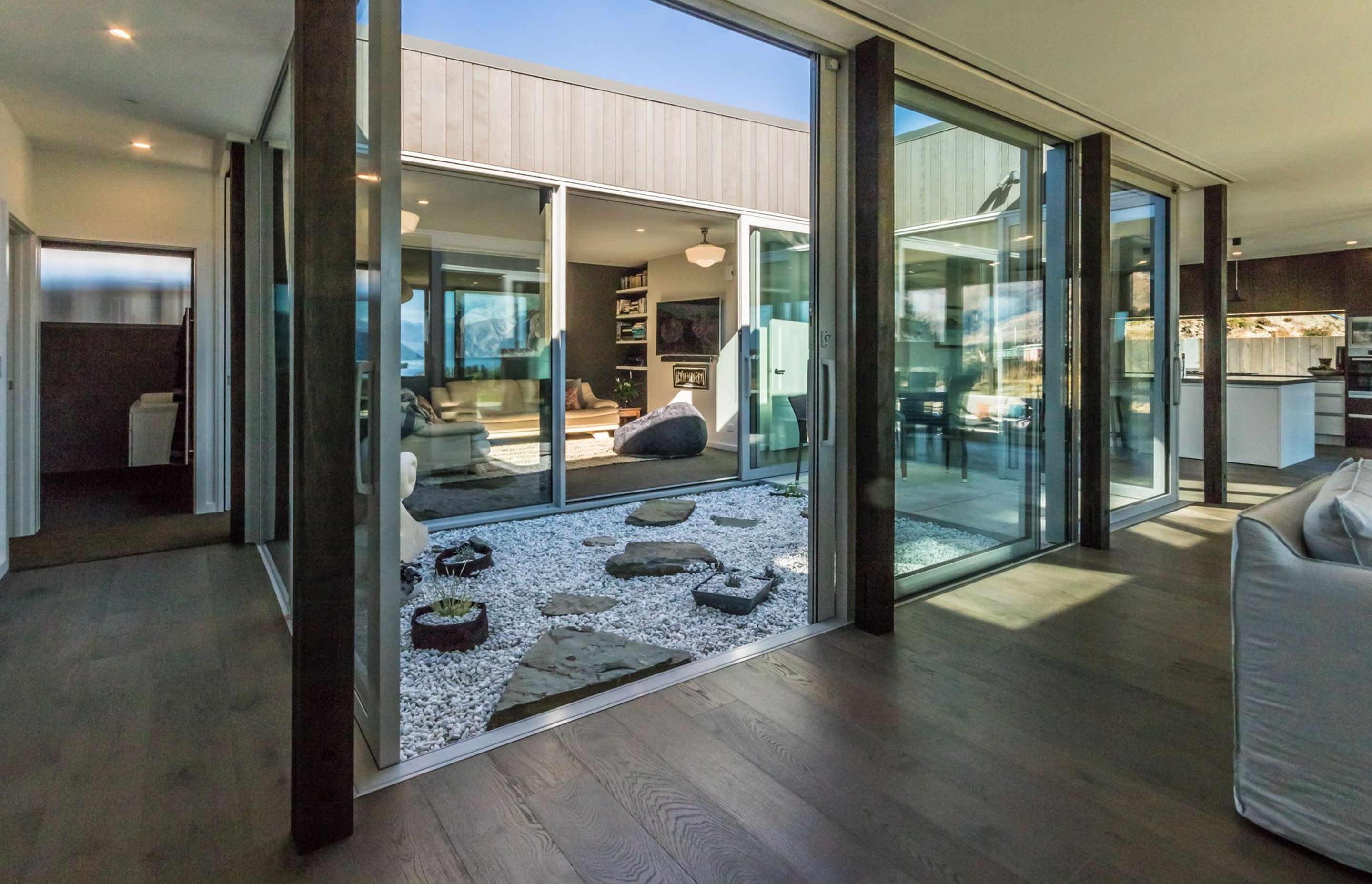 Lake Wanaka Courtyard House