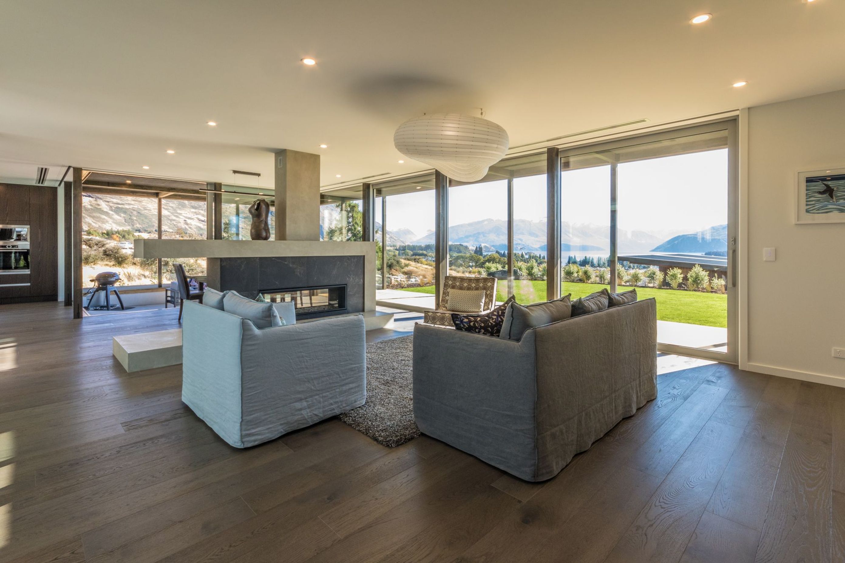 Lake Wanaka Courtyard House