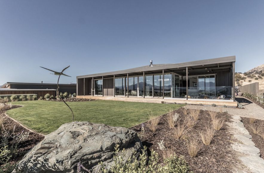 Lake Wanaka Courtyard House