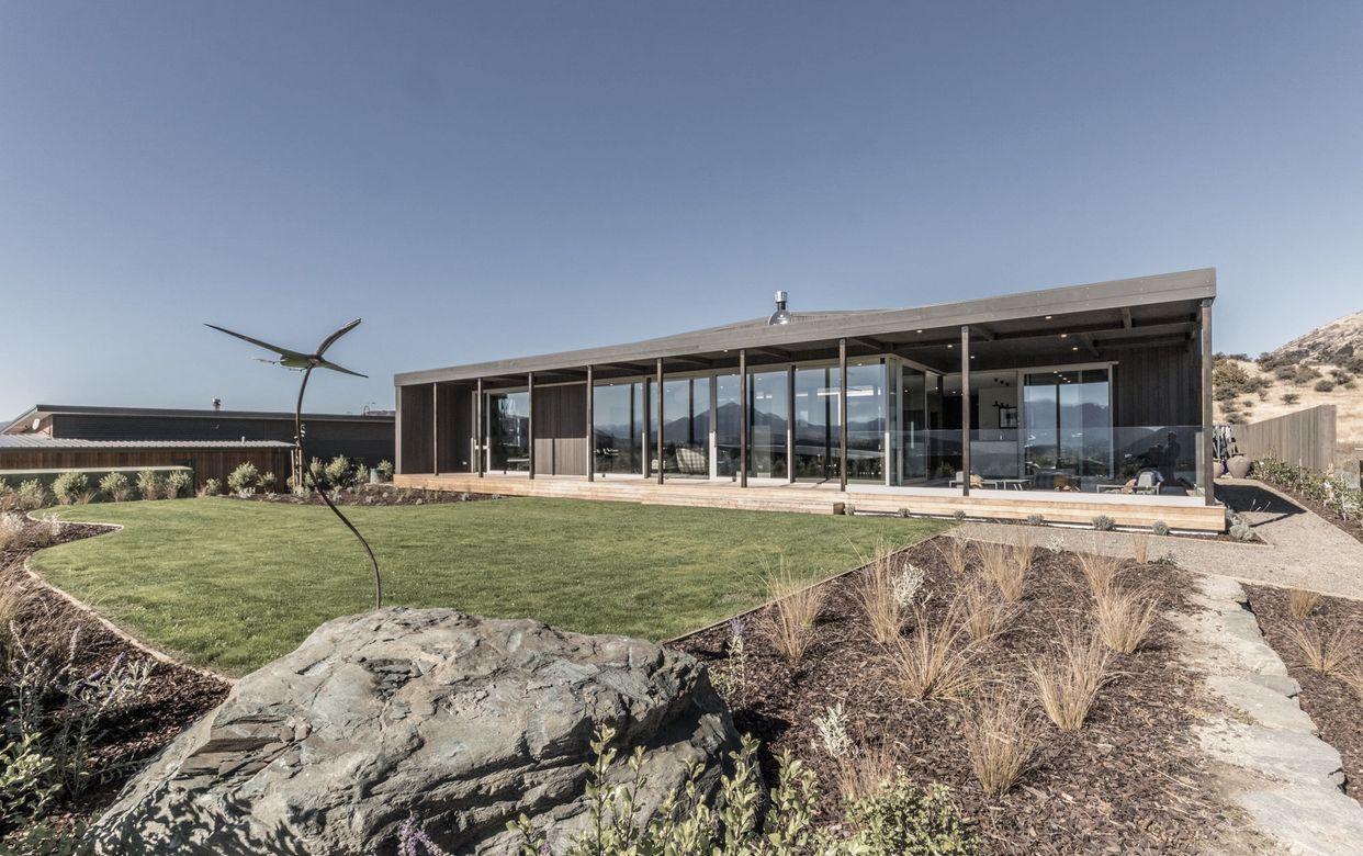 Lake Wanaka Courtyard House