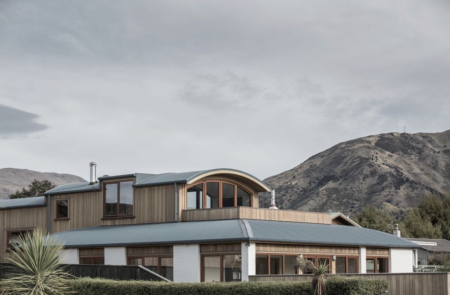 Lake Wanaka Barrel House