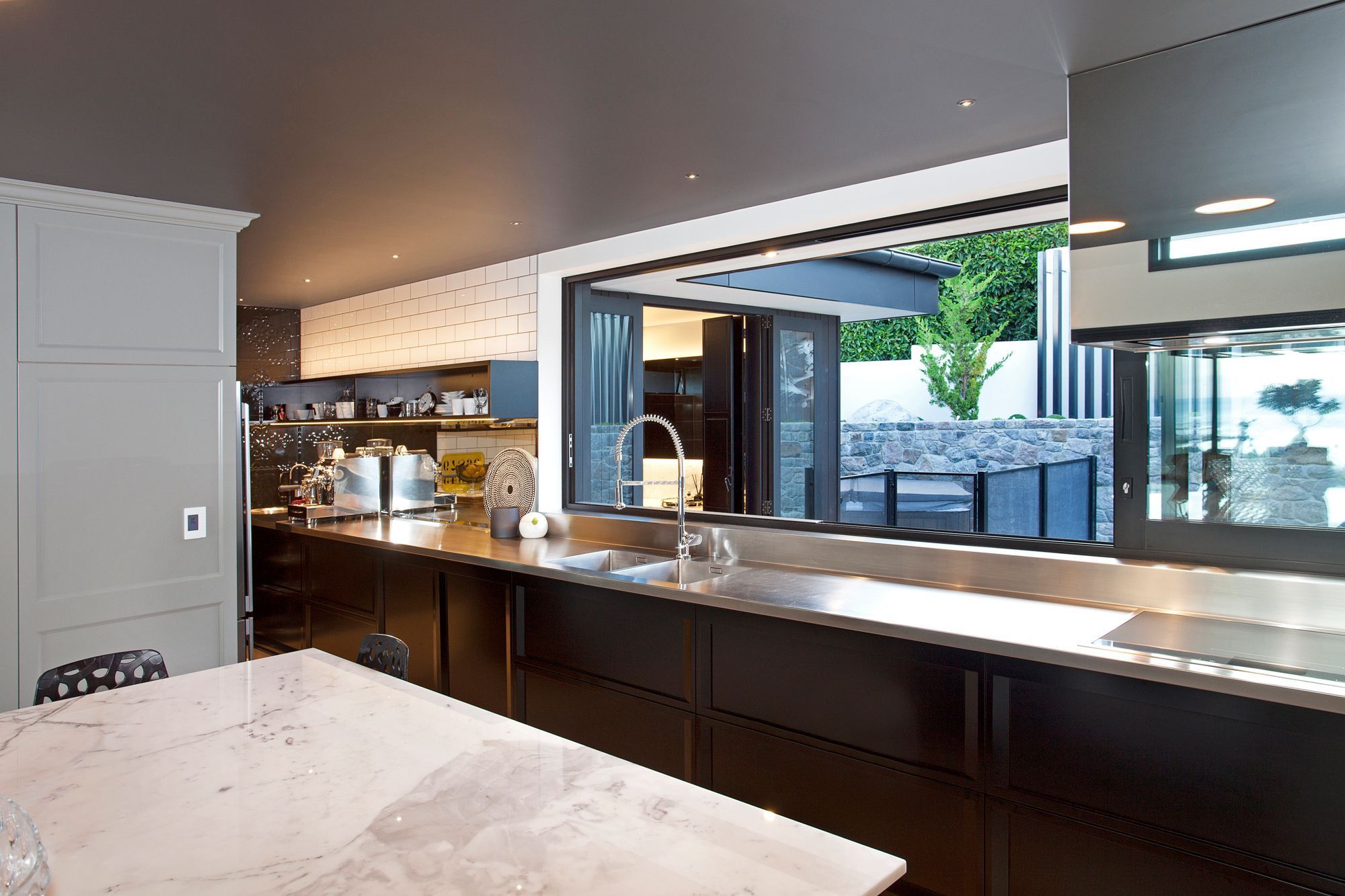 DJ Hewitt Show Home