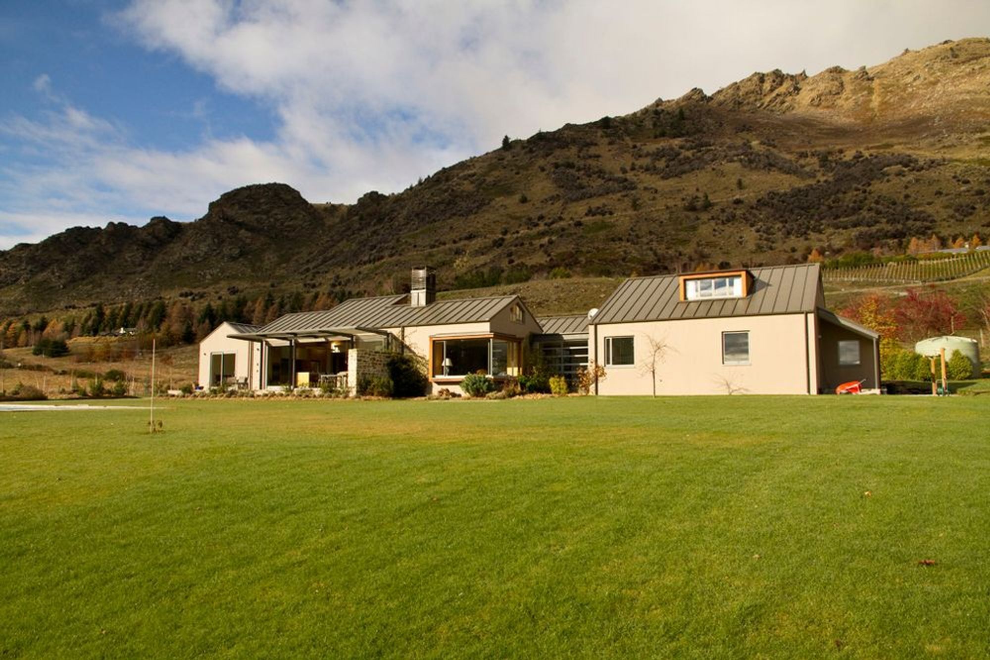 WANAKA HOUSE, WANAKA