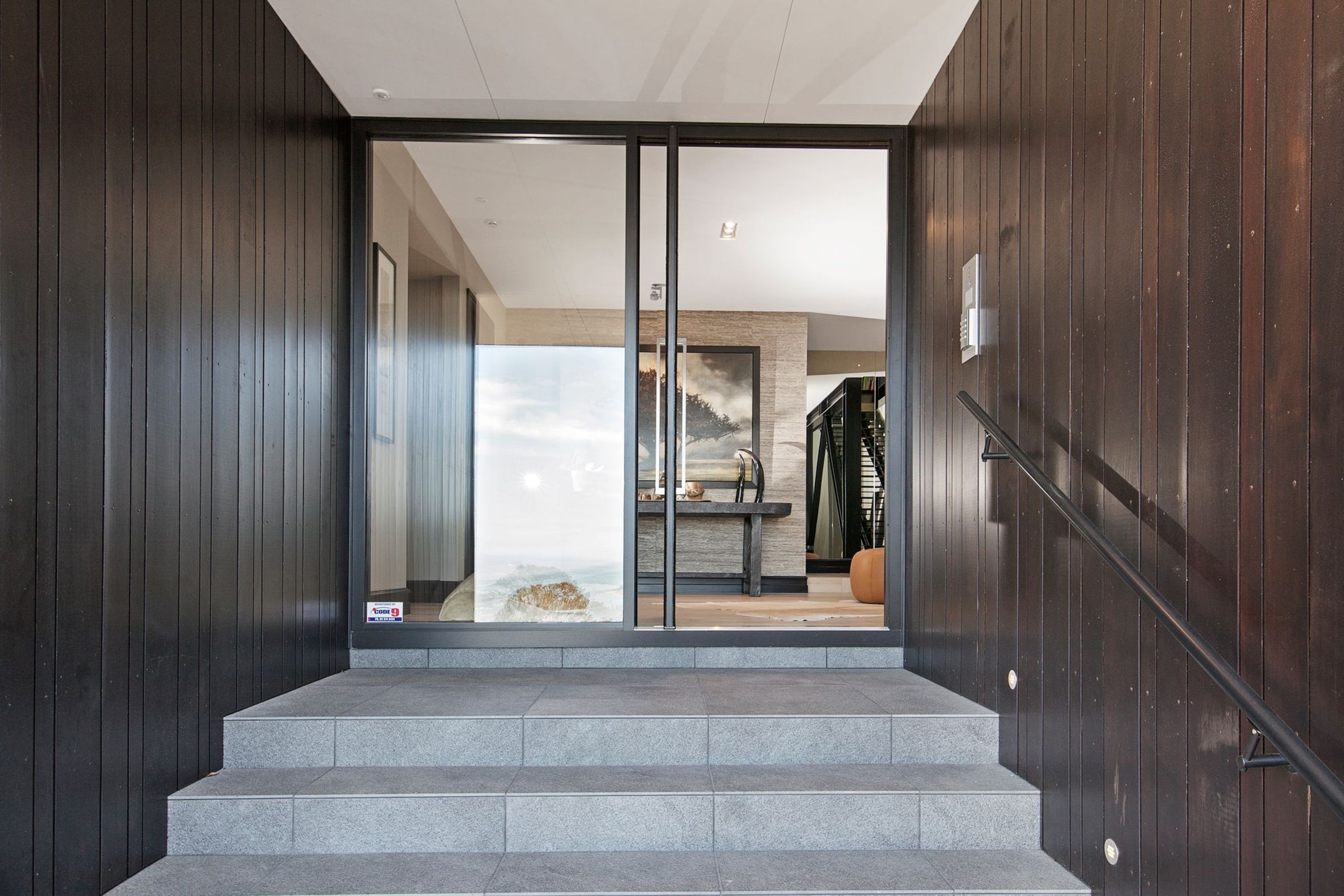 DJ Hewitt Show Home