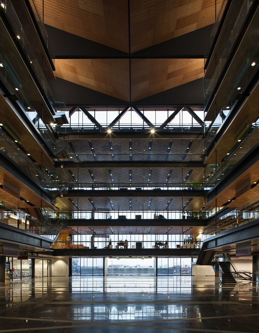 MIT Manukau & Transport Interchange