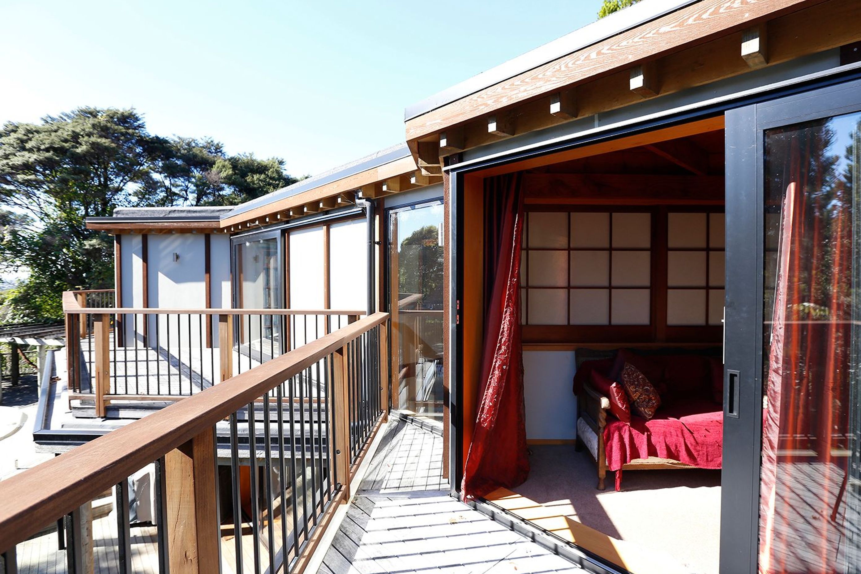 Titirangi House