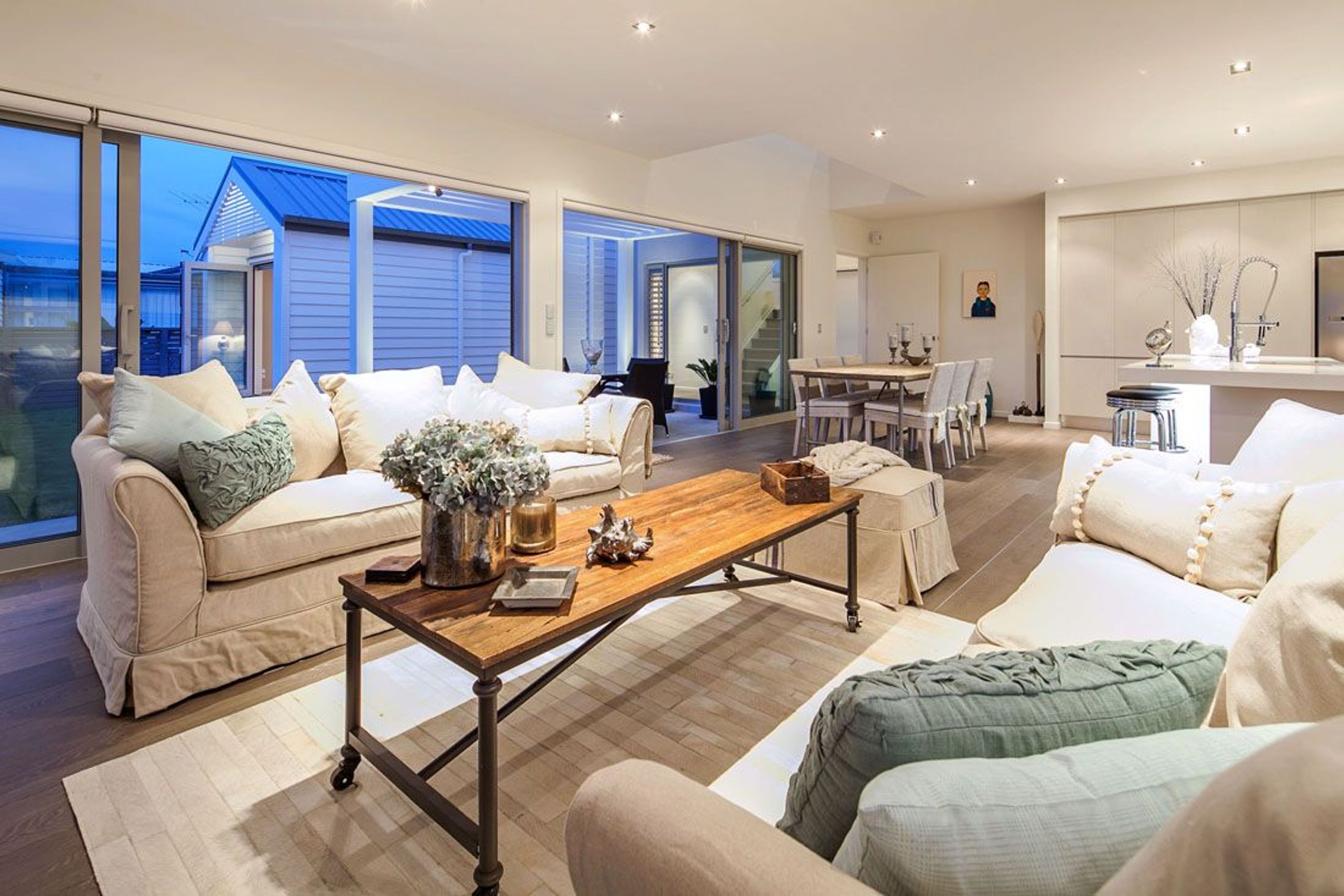 COOK HOLIDAY HOME