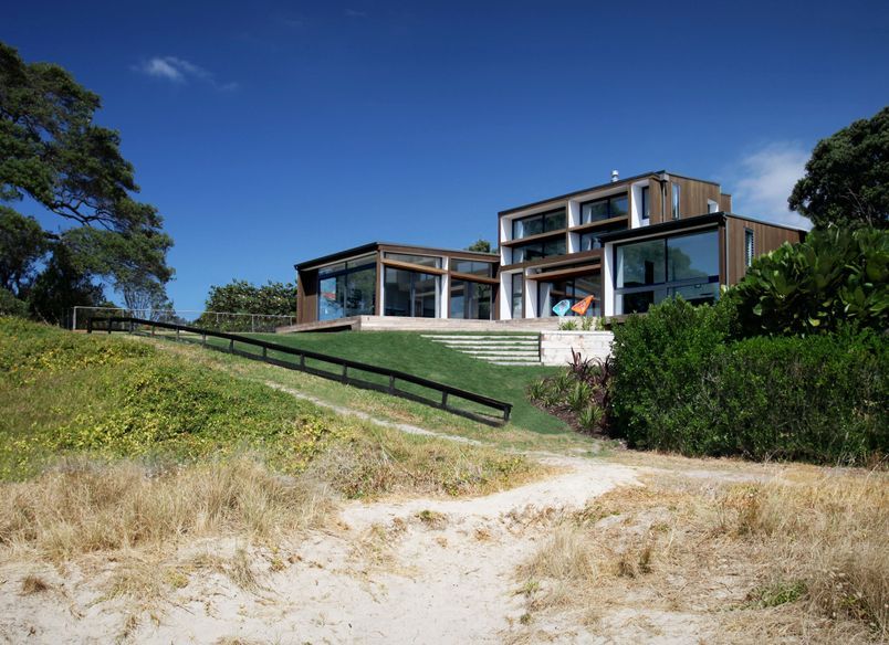 Hahei Beach house