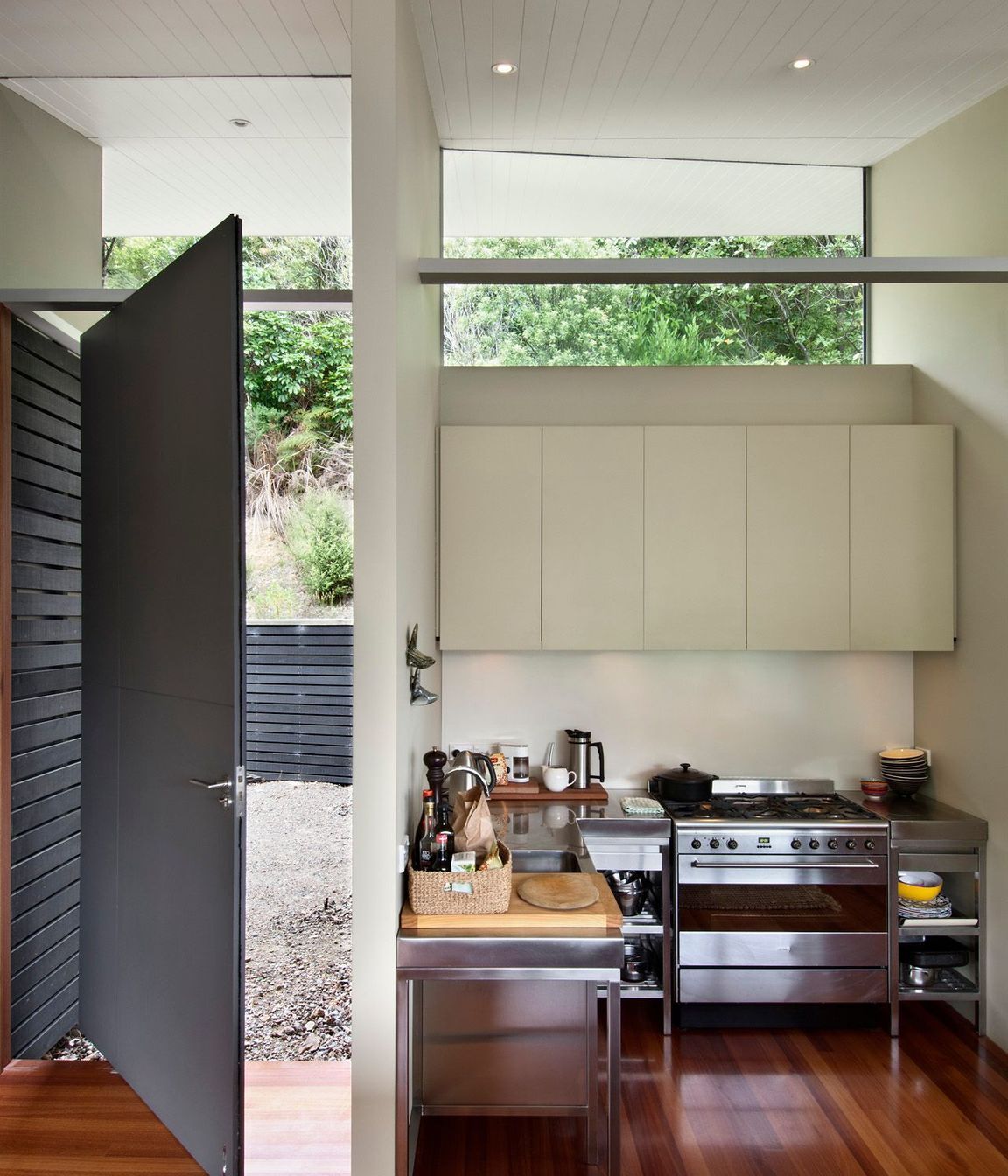 Apple Bay House