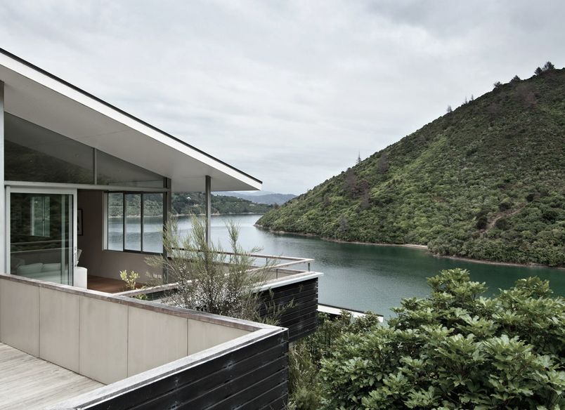 Apple Bay House