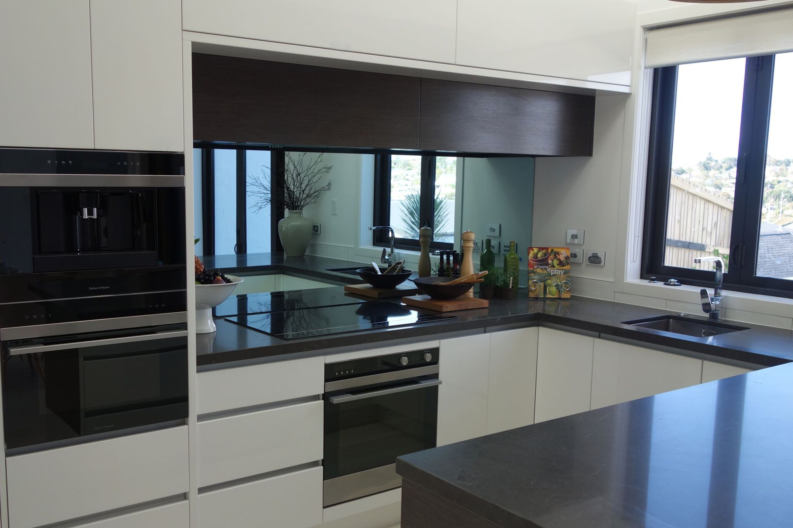 Haynes Glass Reflective / Mirror Splashbacks