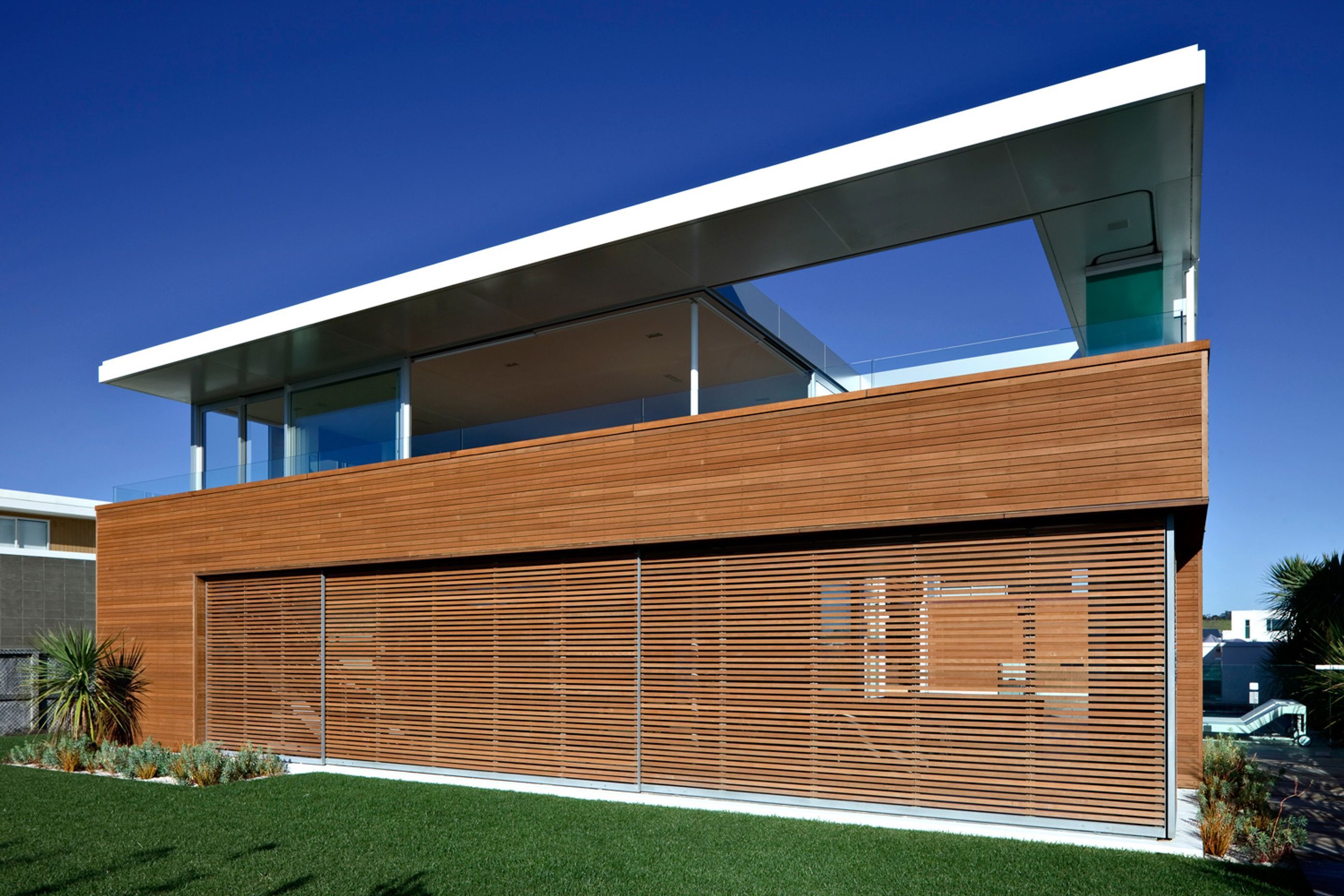 KARAHU HOUSE