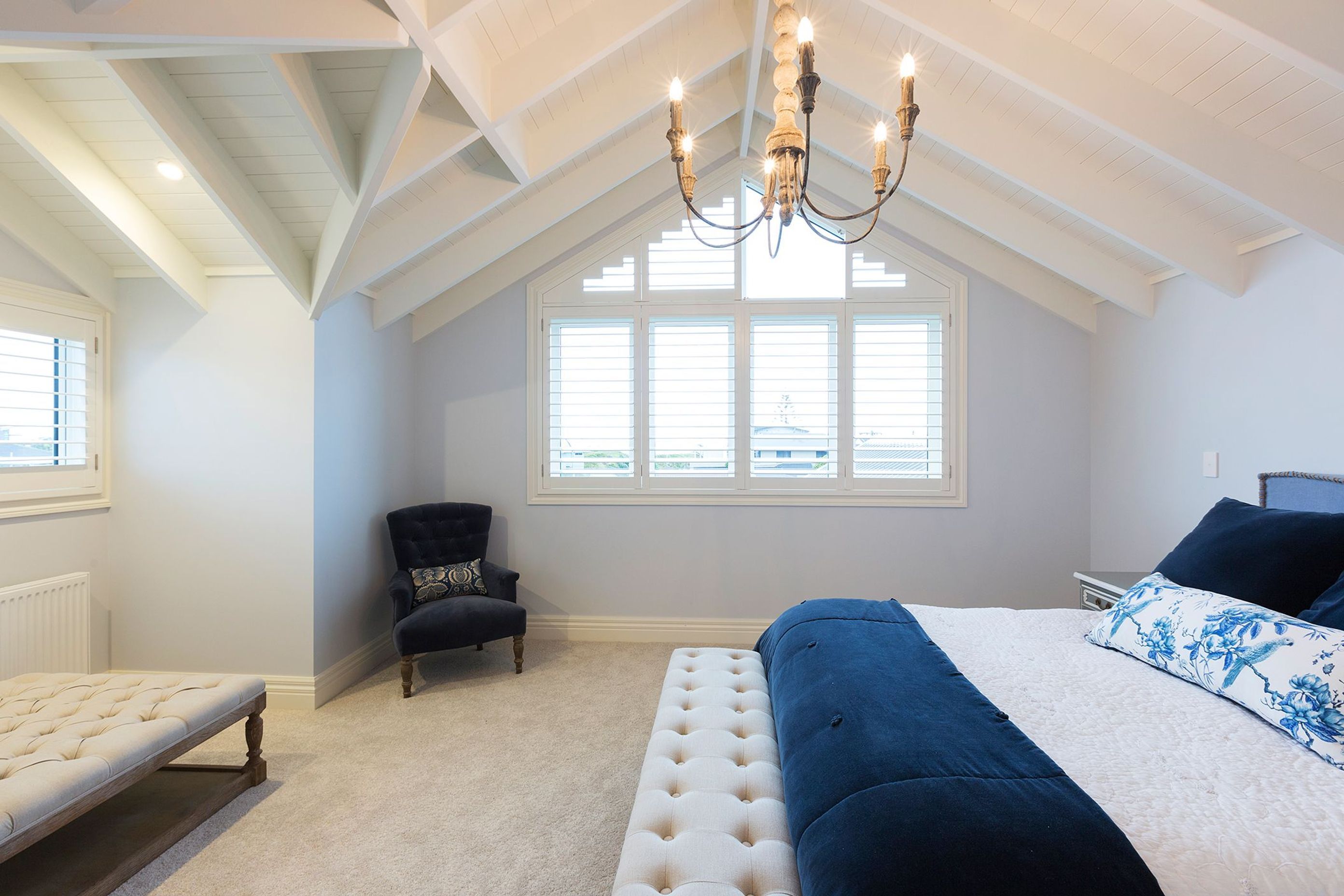 Omanu Beach House