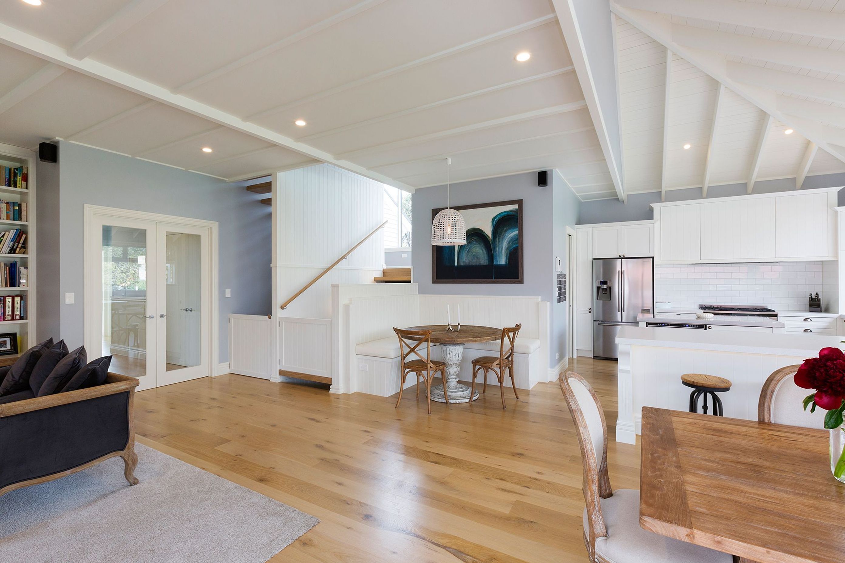 Omanu Beach House
