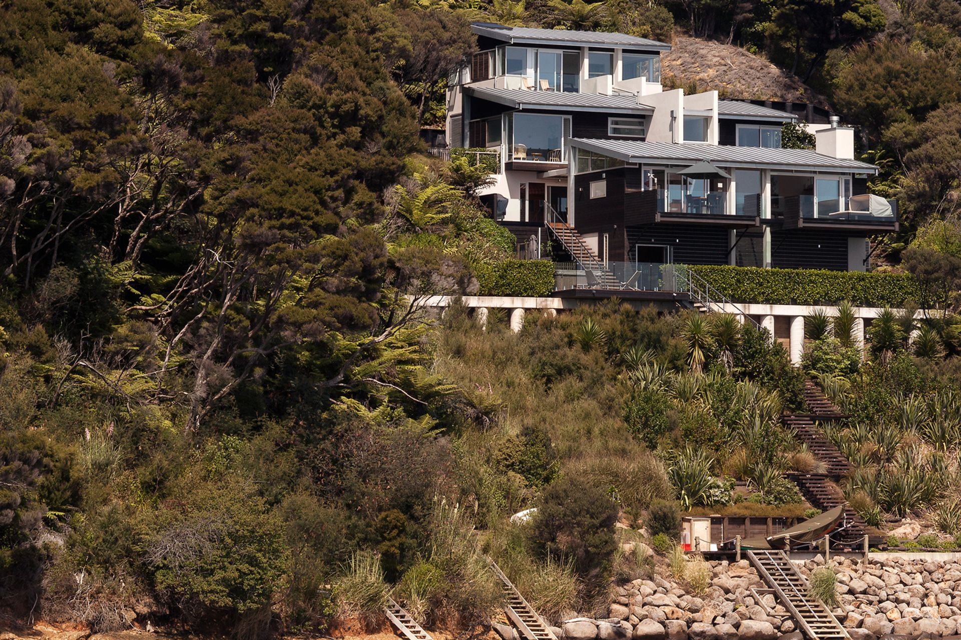 POMARE BAY HOUSE