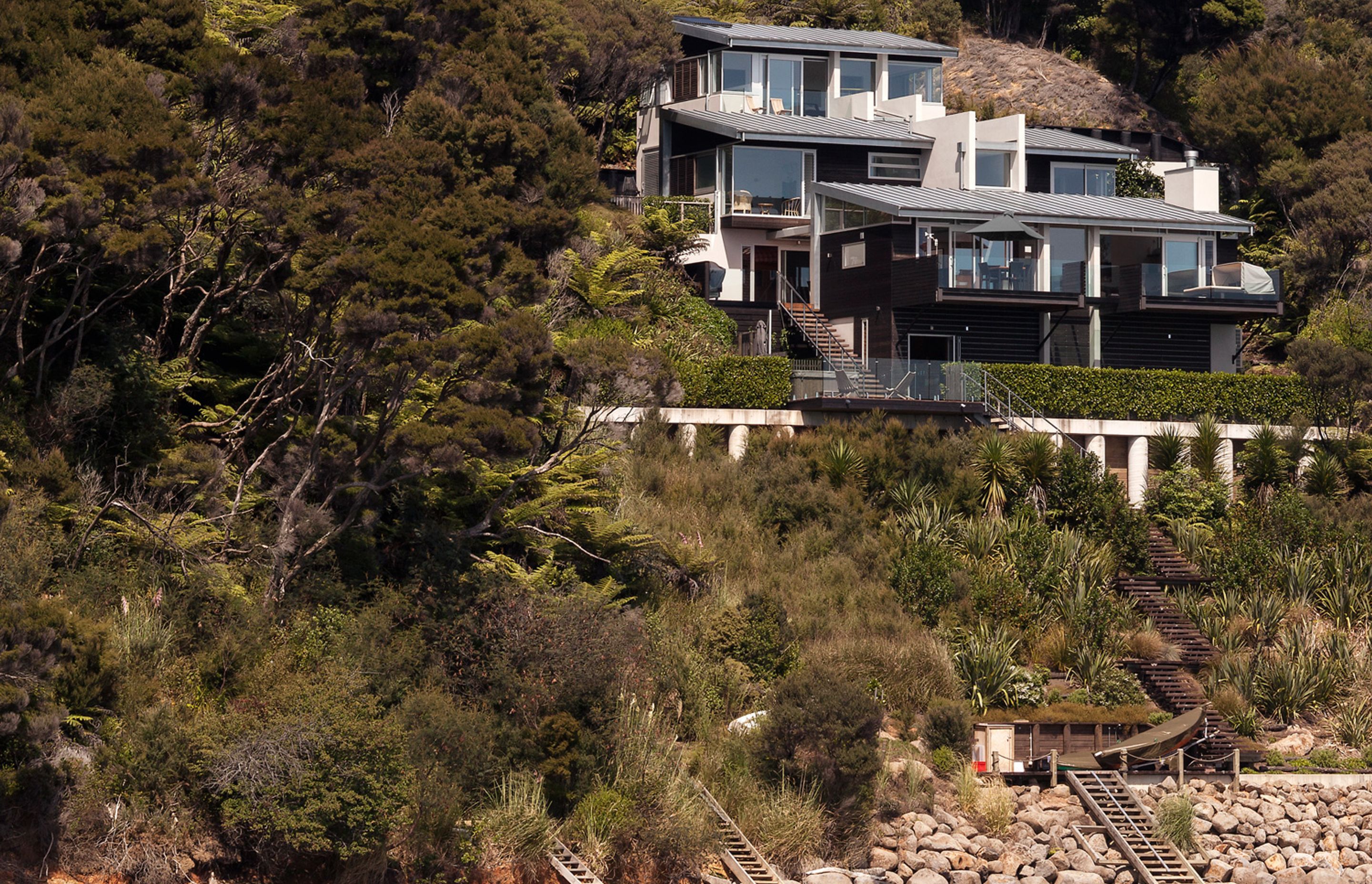 POMARE BAY HOUSE