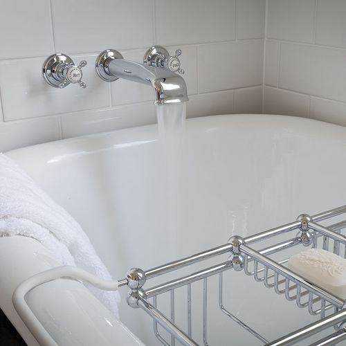 Perrin & Rowe Traditional Bath Set with Low Spout
