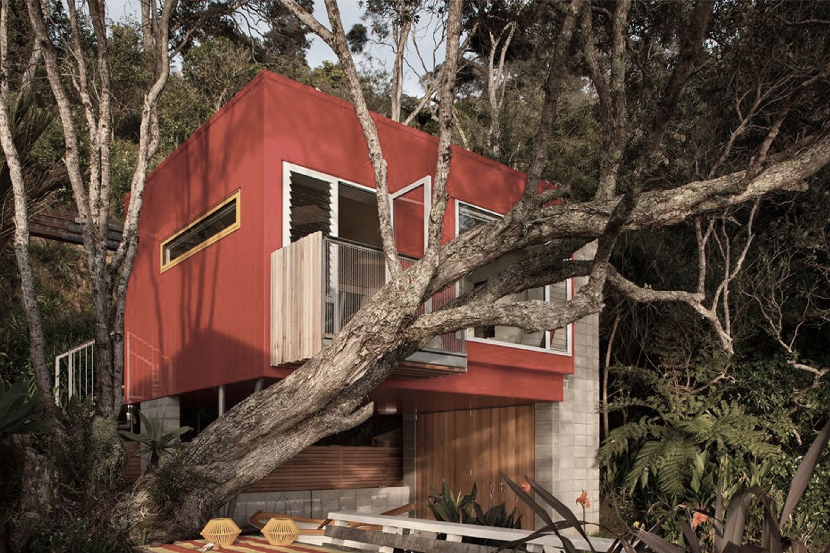 ARRUBA HOUSE