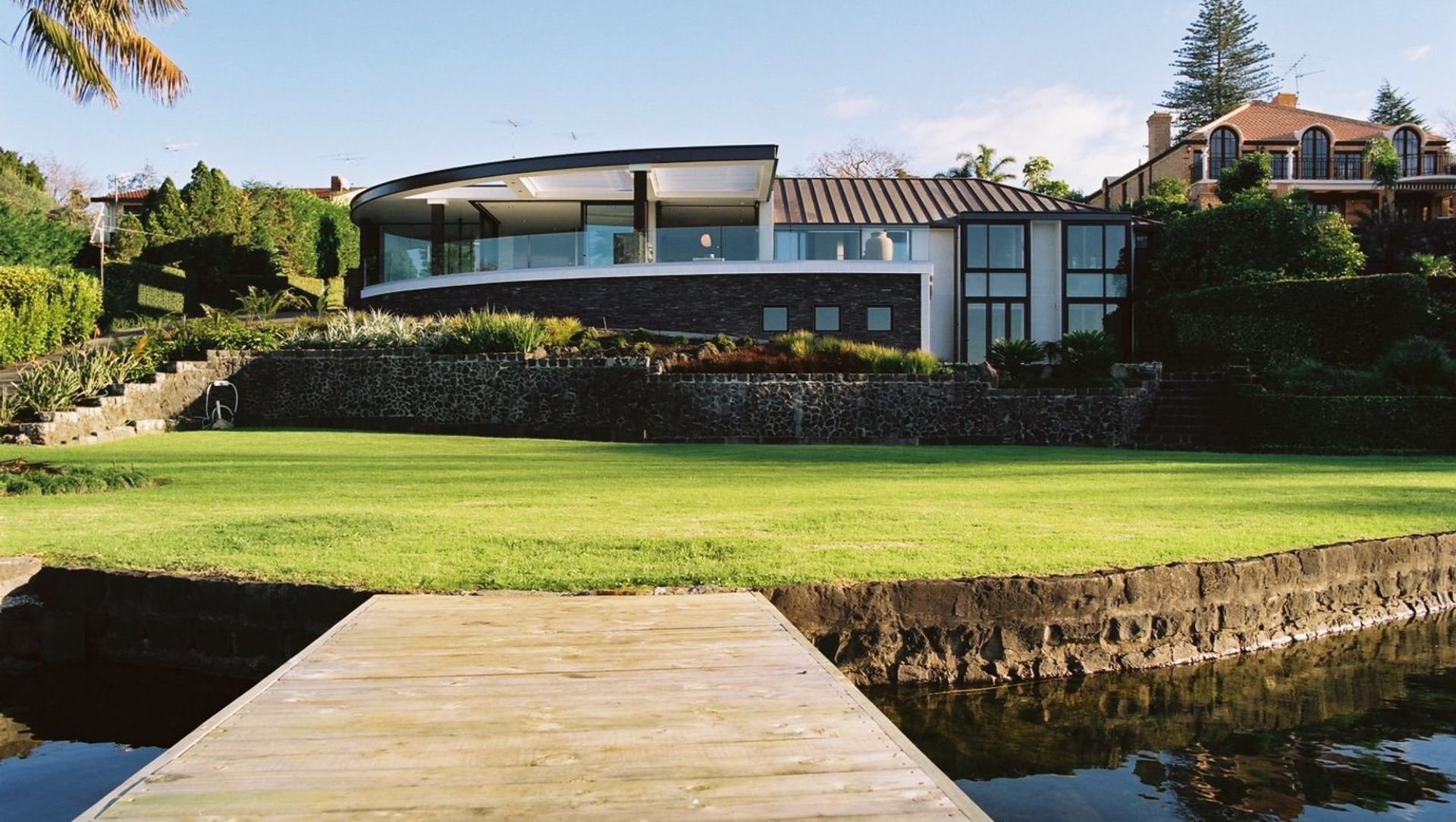 Lake View, Takapuna  banner