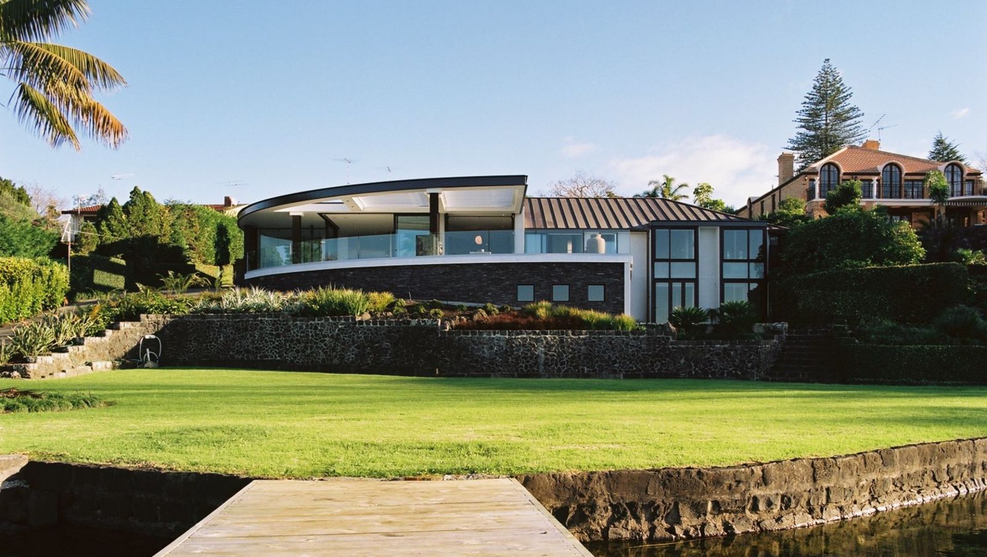 Lake View, Takapuna banner