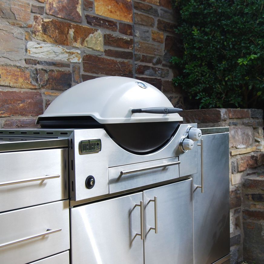 Q3600 Built-in Family BBQ by Weber