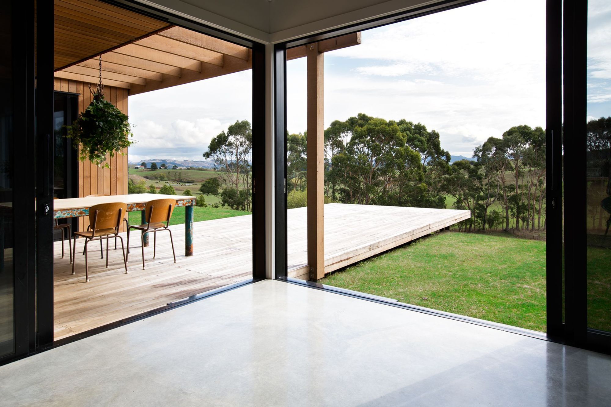 Modern Barn Form