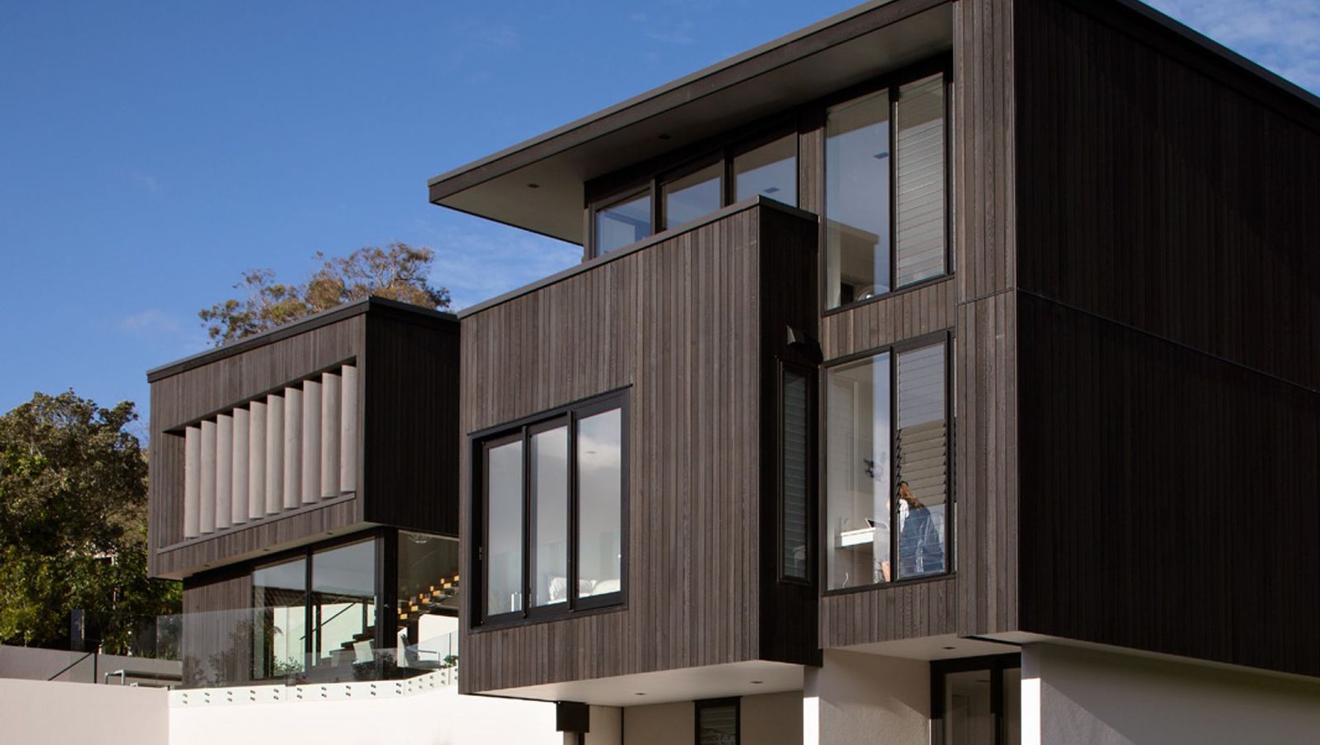 Raumati, Remuera banner