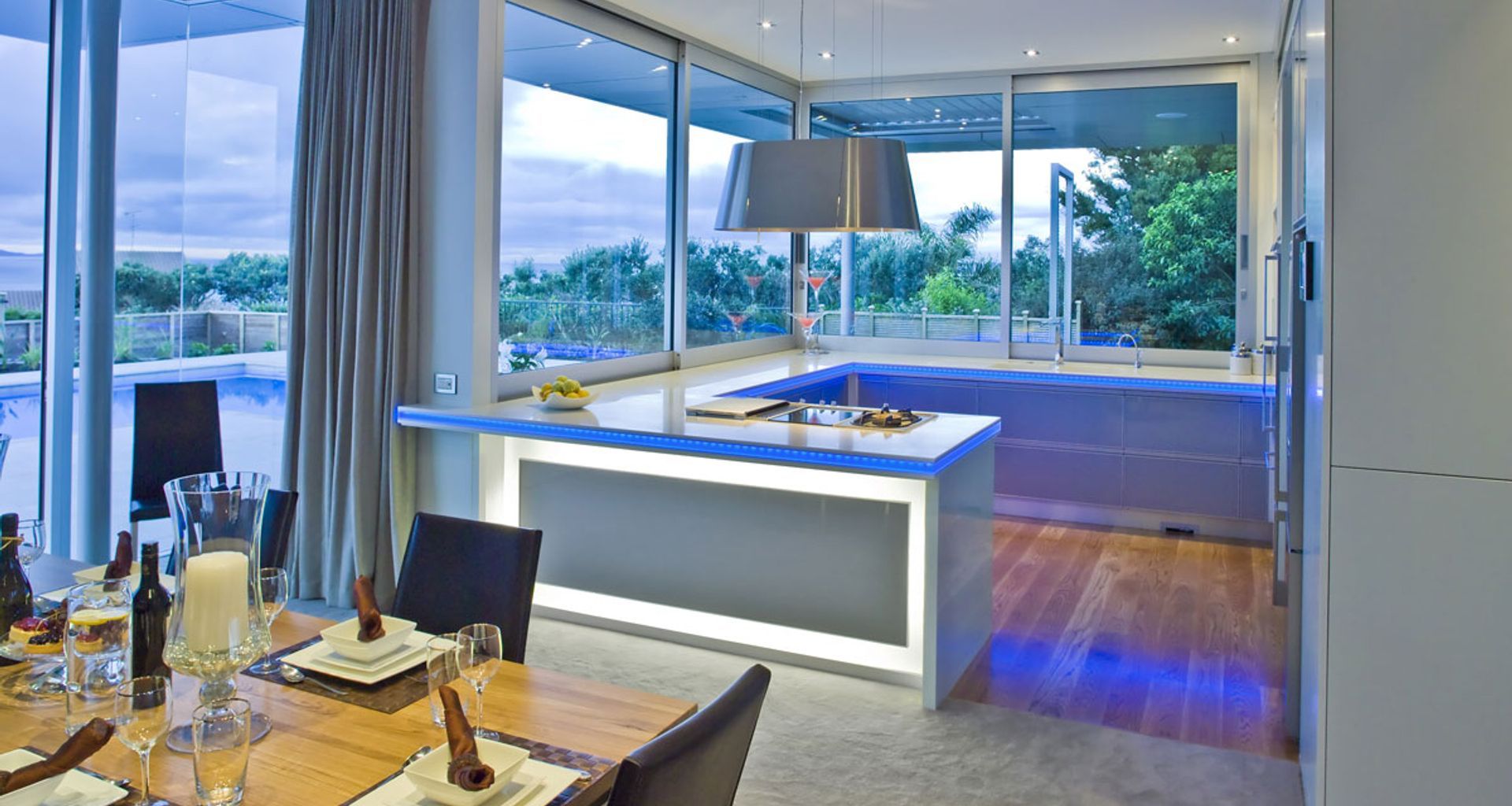 Red Beach Kitchen banner