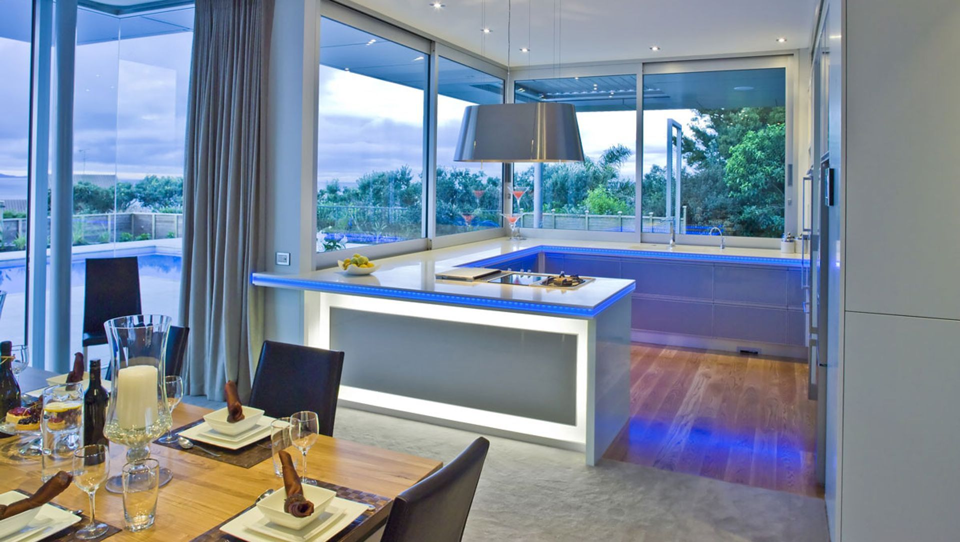 Red Beach Kitchen banner