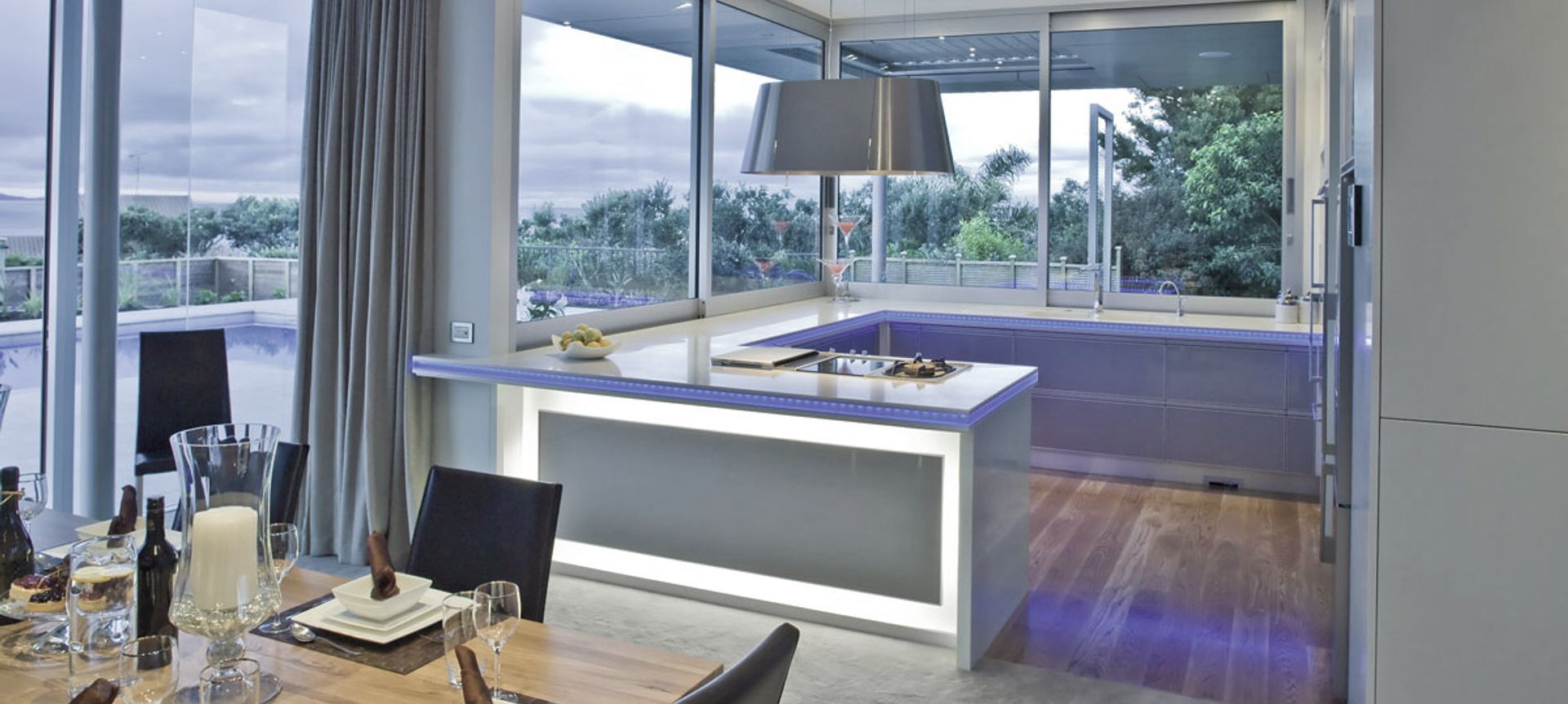 Red Beach Kitchen banner