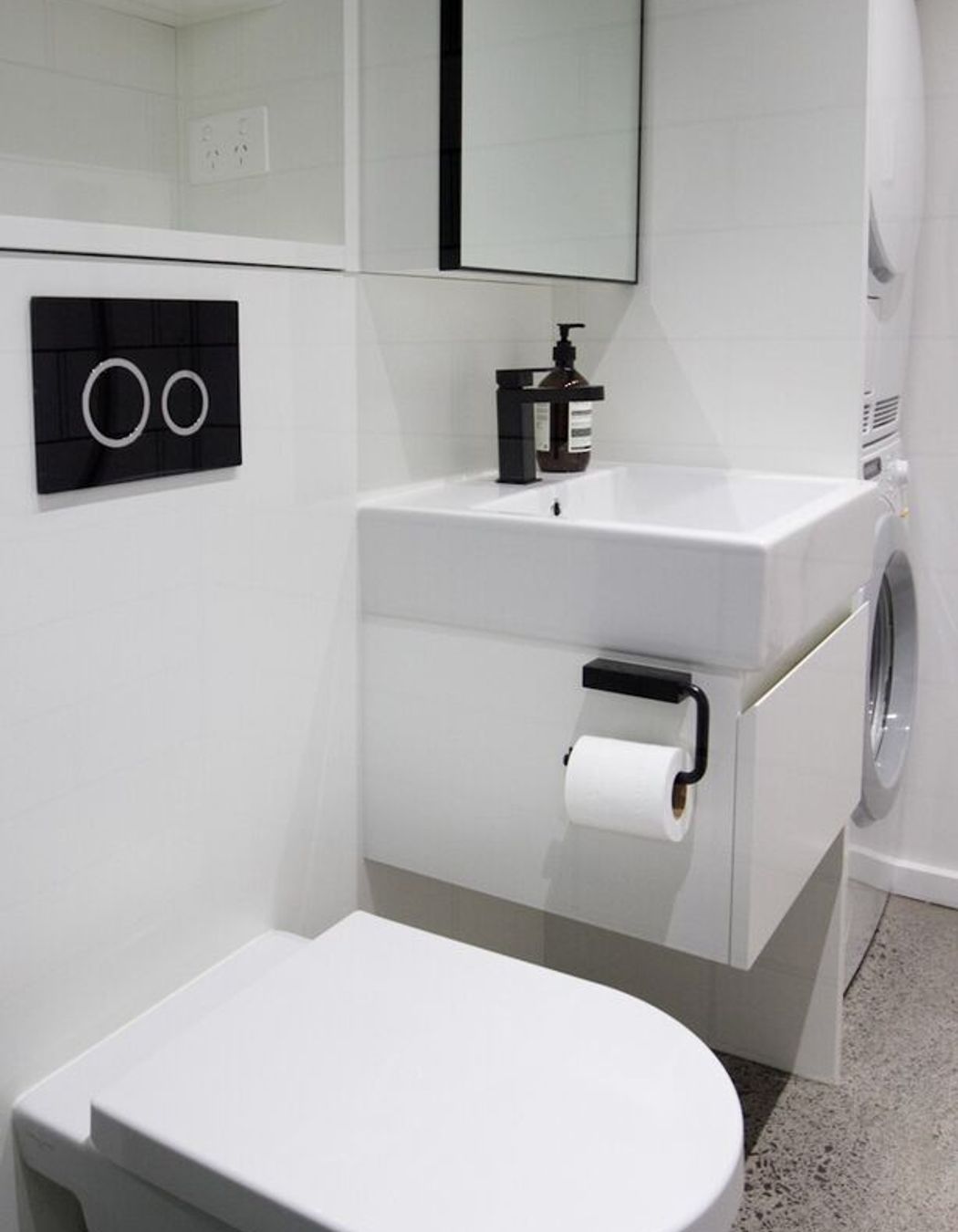 Small Parnell 70s Apartment