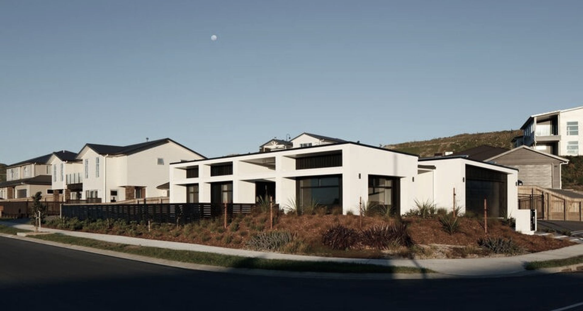 Shannon's Residence, Aotea, Wellington banner